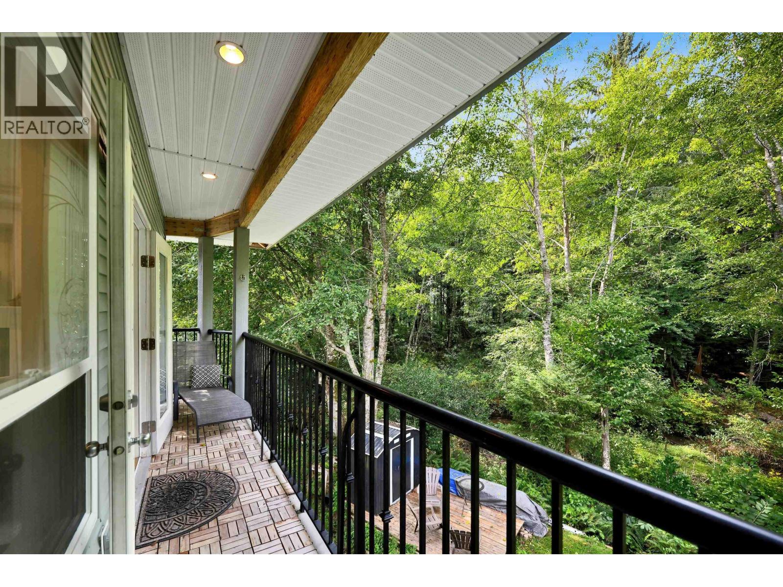 38030 Seventh Avenue Property Photo 9