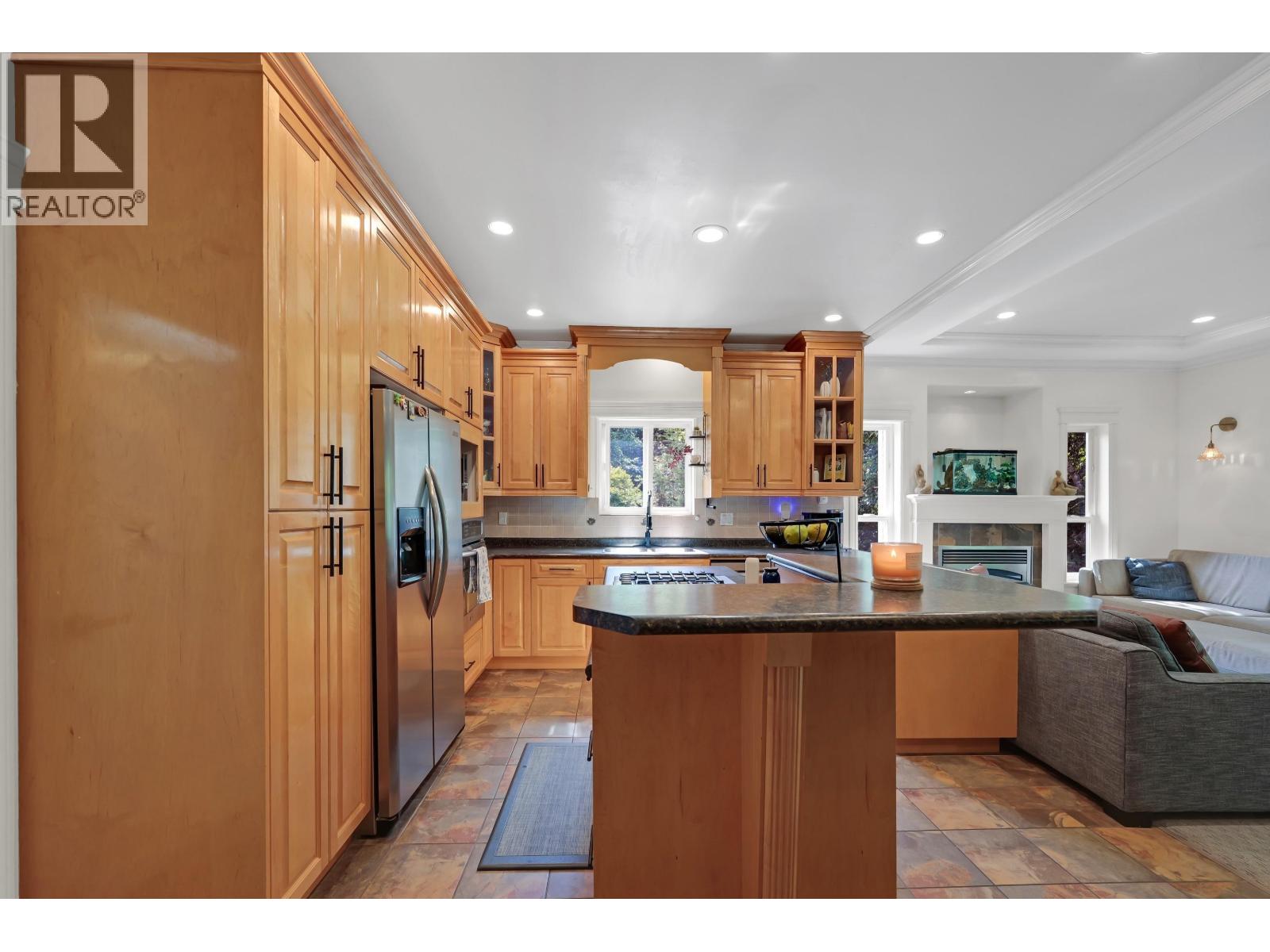 38030 Seventh Avenue Property Photo 11