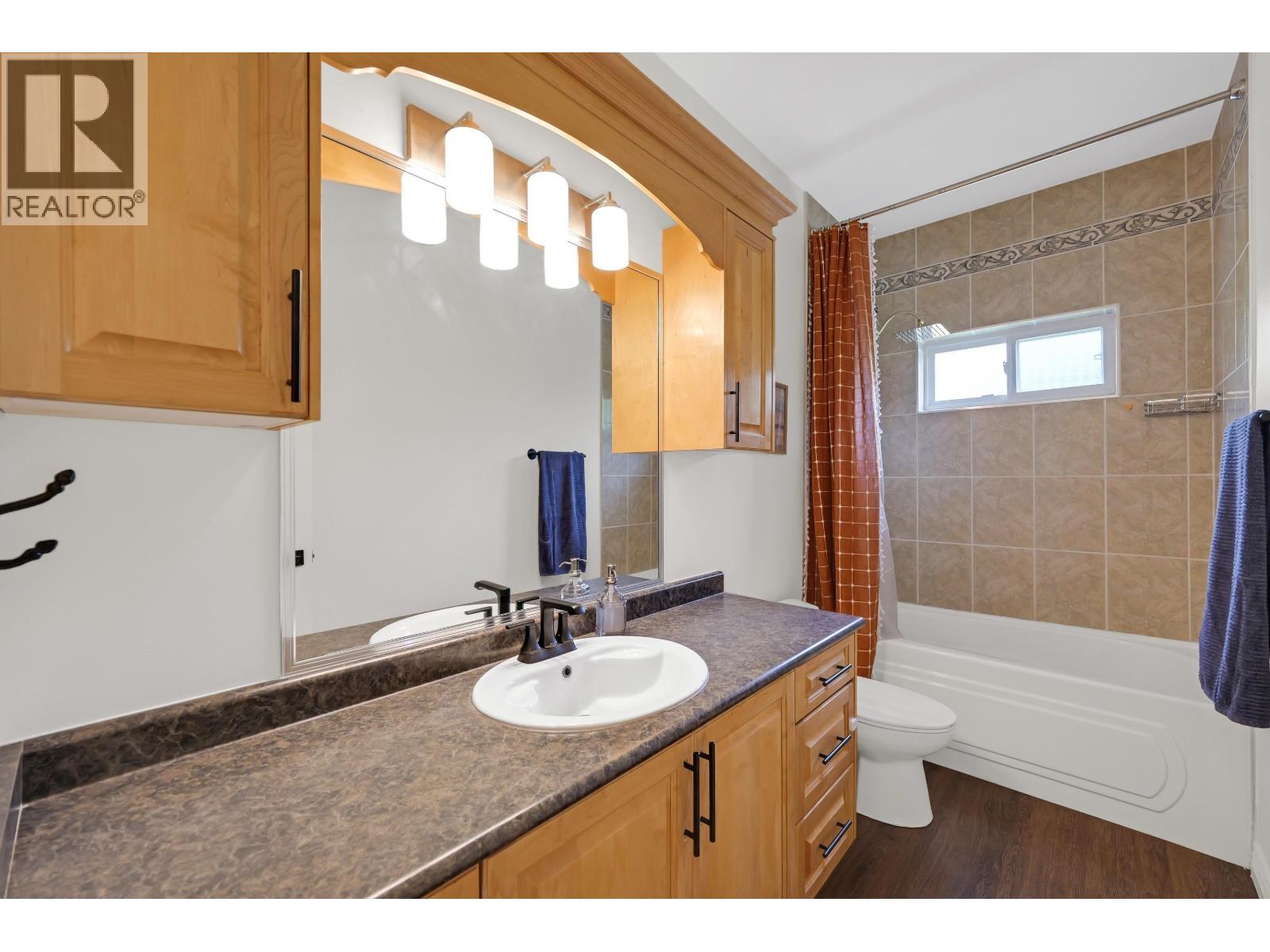 38030 Seventh Avenue Property Photo 20