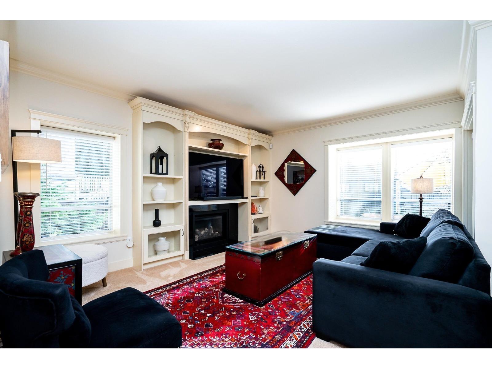 15160 81 Avenue Property Photo 5