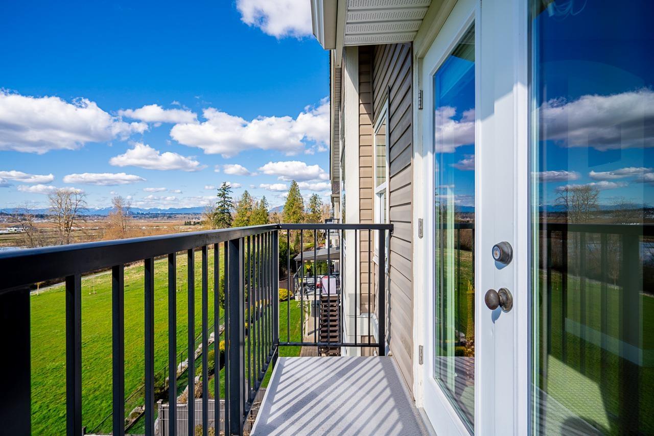 6039 163 Street Property Photo 16