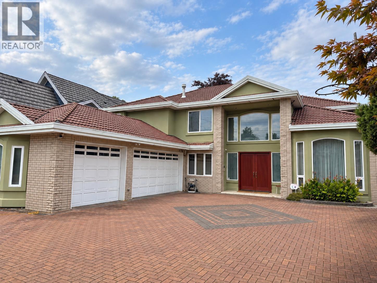 8631 Pigott Road Property Photo 1