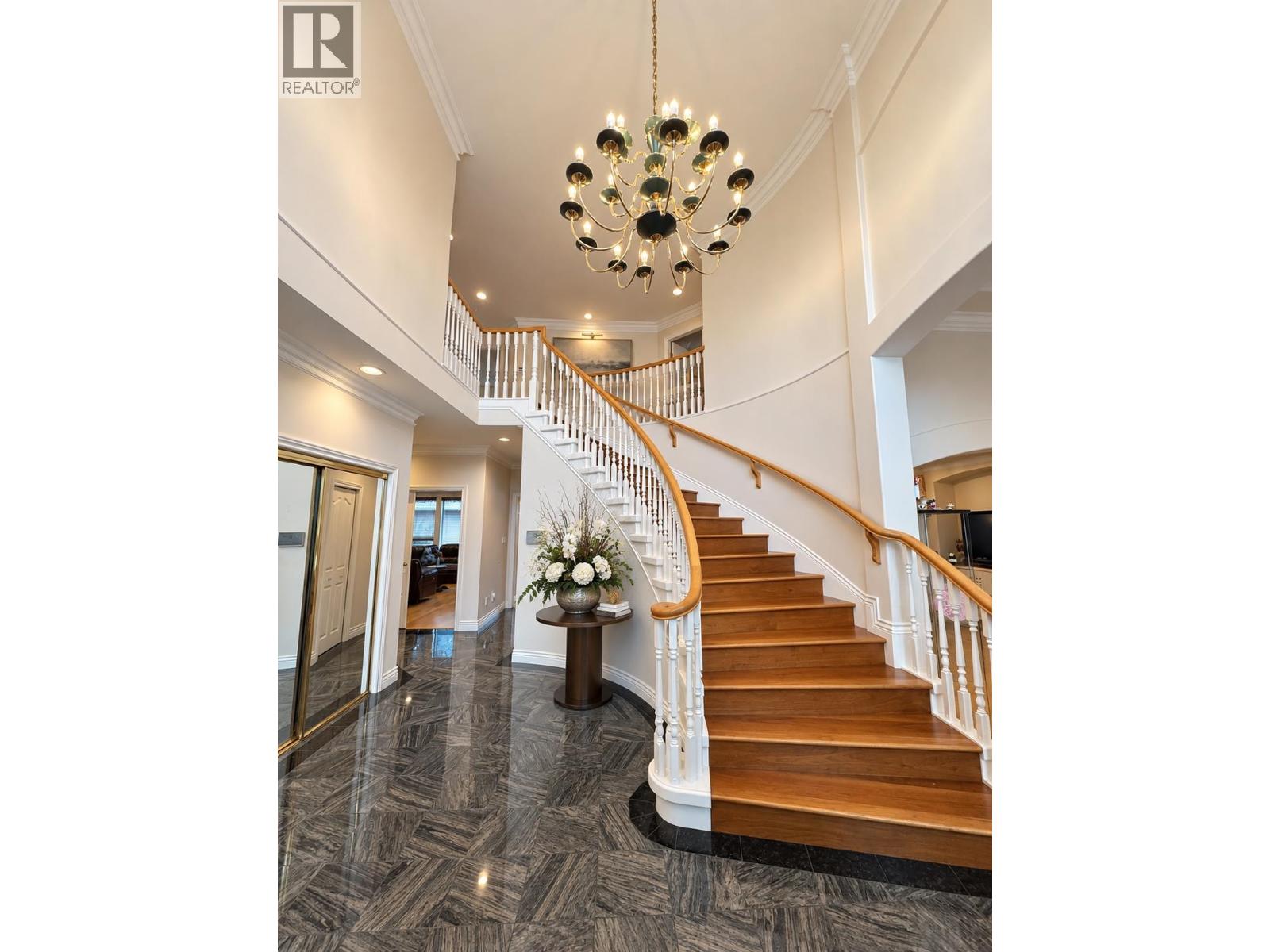 8631 Pigott Road Property Photo 4