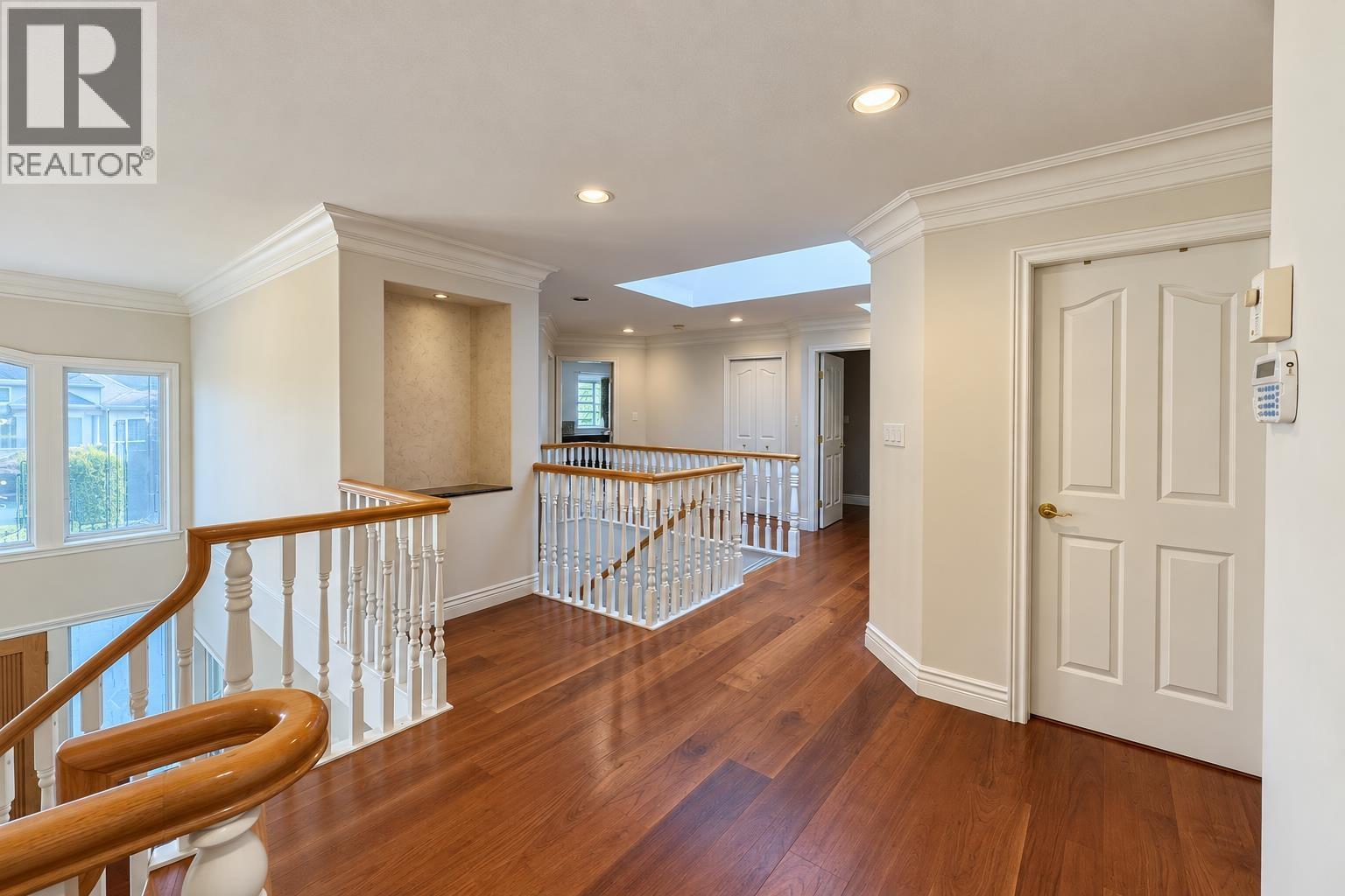 8631 Pigott Road Property Photo 22
