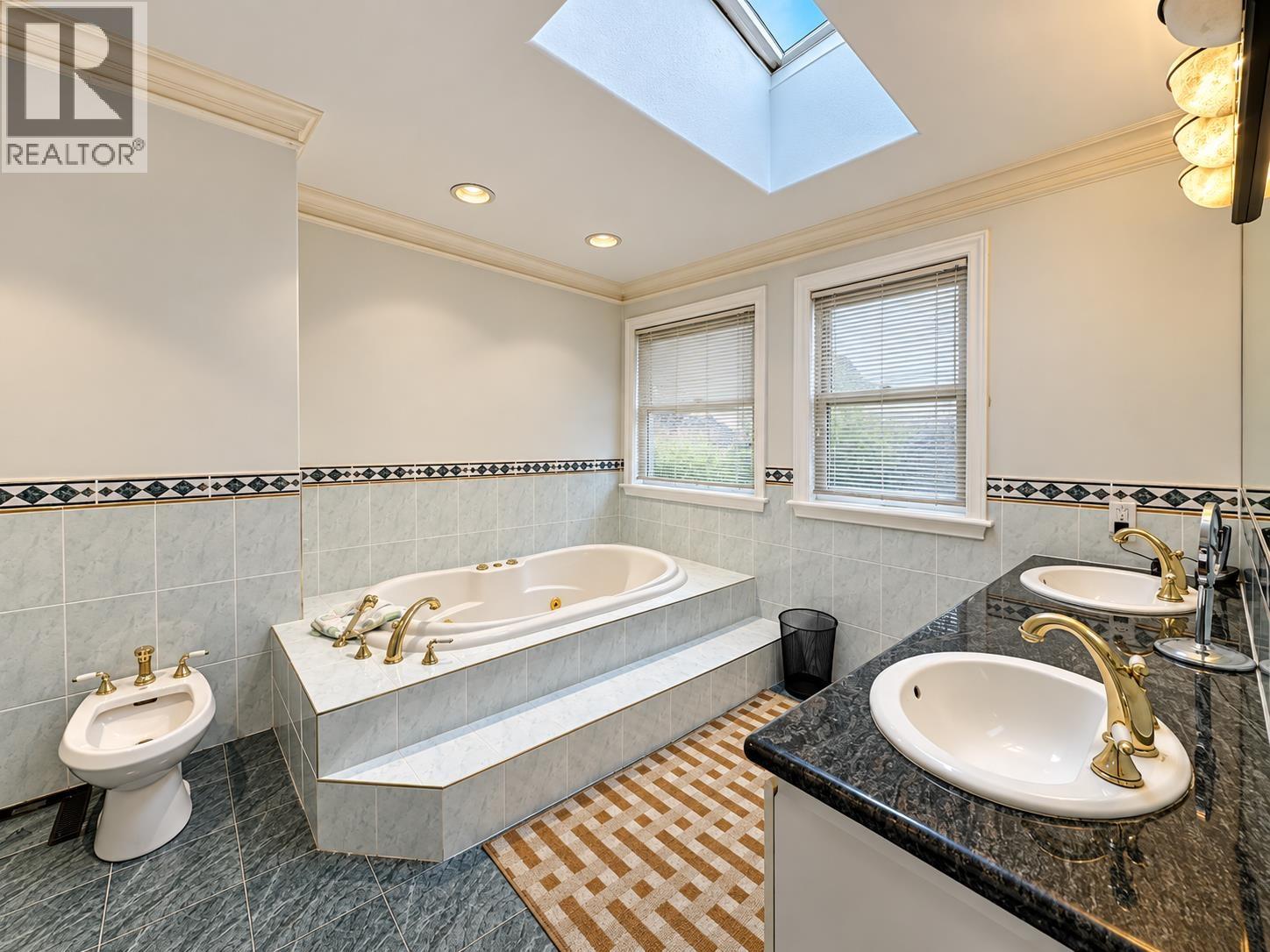 8631 Pigott Road Property Photo 27