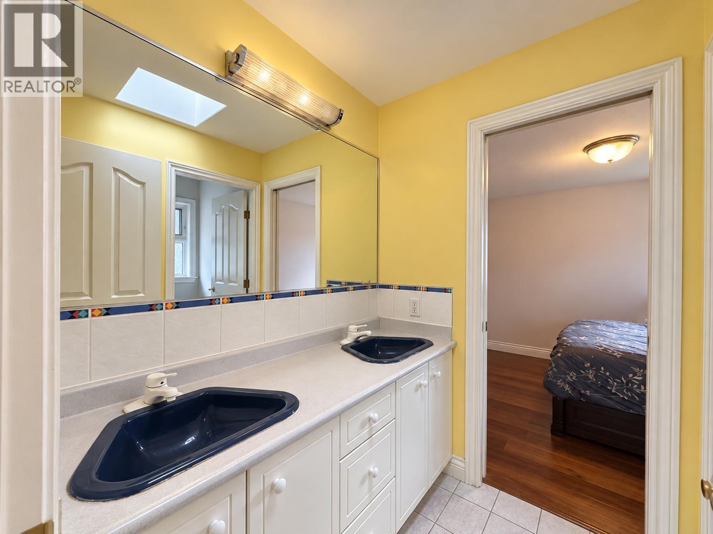 8631 Pigott Road Property Photo 33