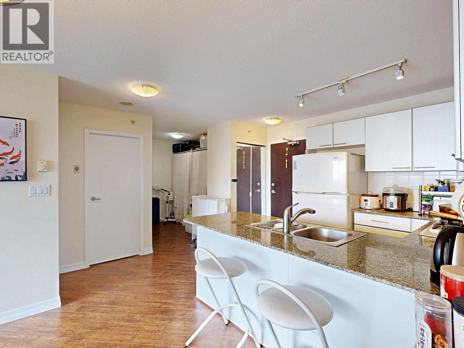1307 8100 Saba Road Property Photo 6