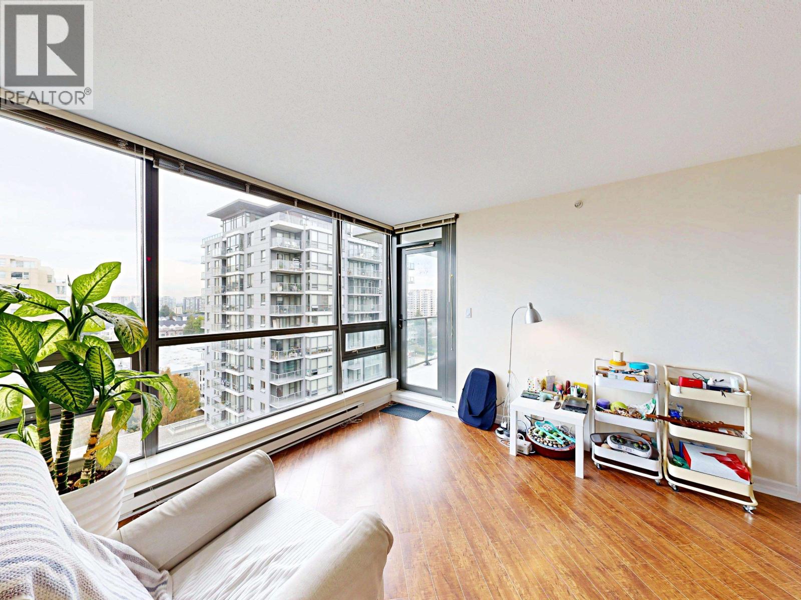 1307 8100 Saba Road Property Photo 16
