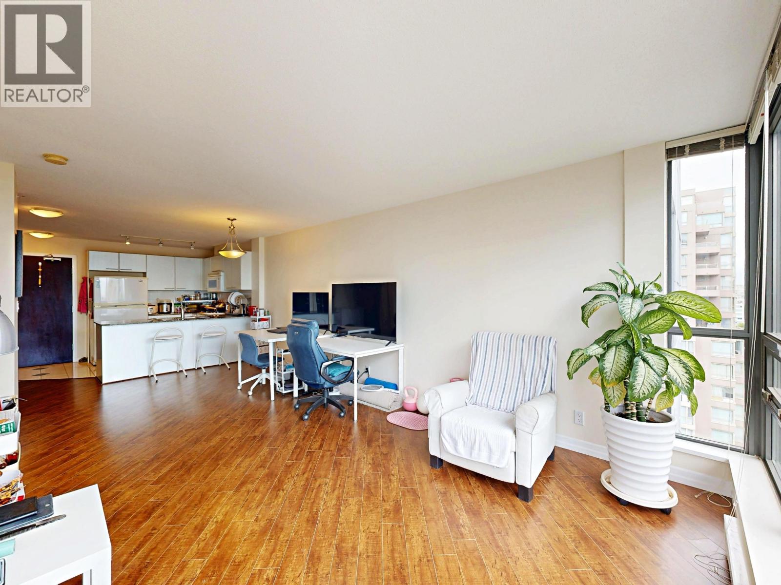 1307 8100 Saba Road Property Photo 25