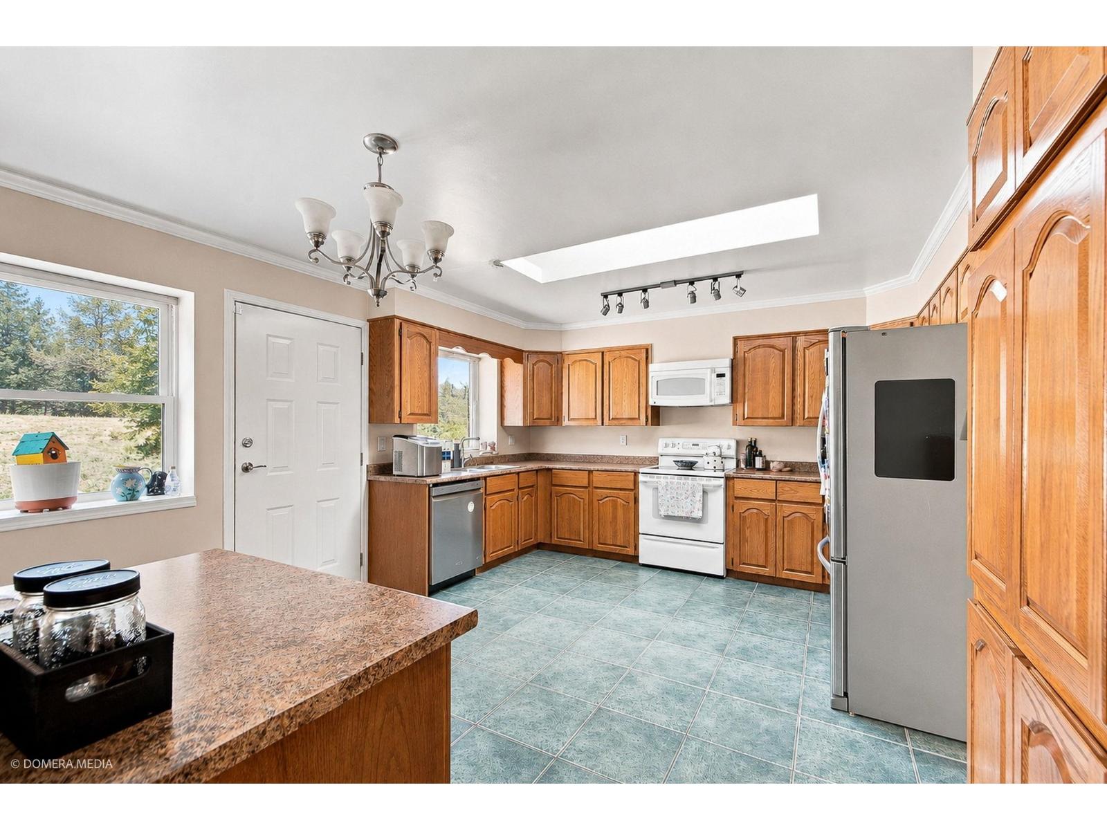 2130 Ware Street Property Photo 11