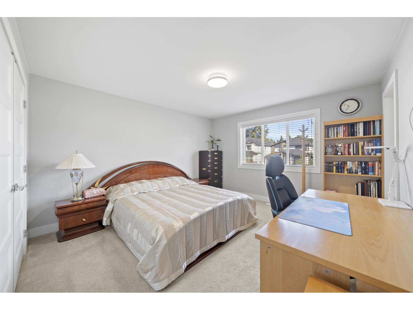 20576 70 Avenue Property Photo 16