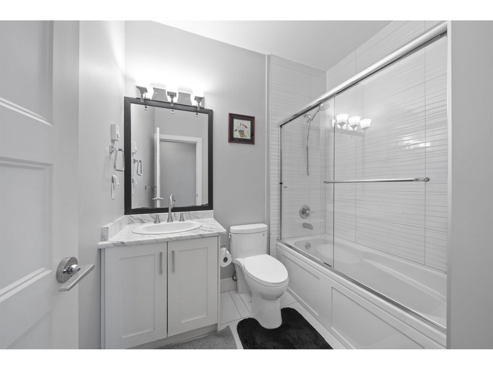 20576 70 Avenue Property Photo 26