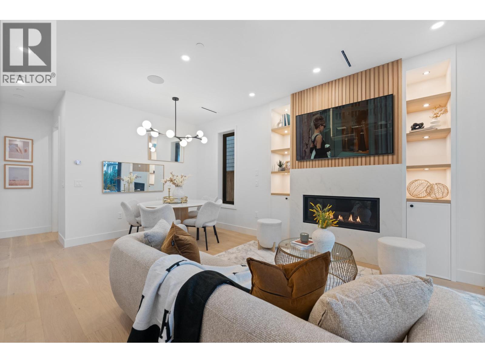 1 2846 W 12th Avenue Property Photo 13
