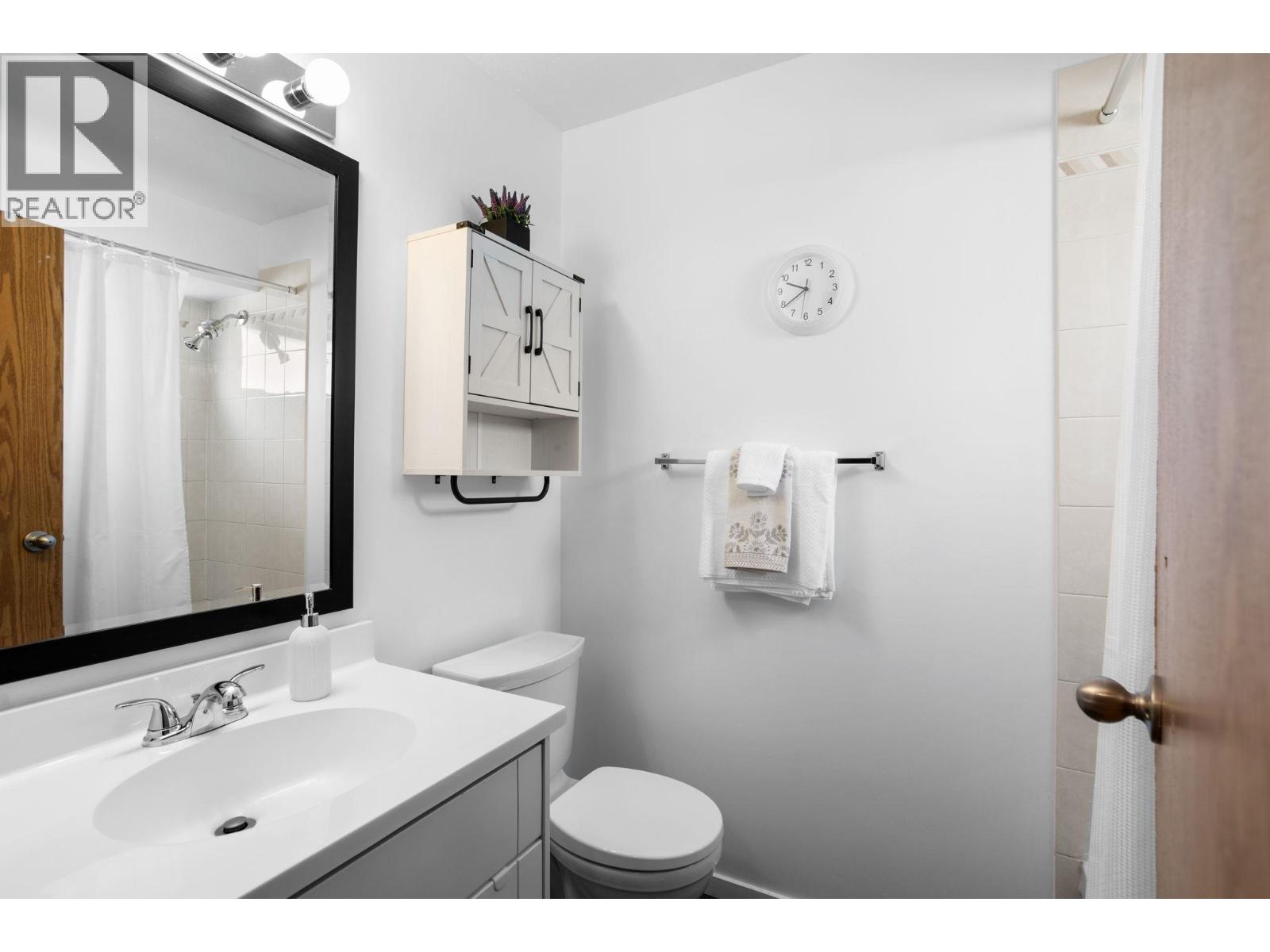 2983 Walton Avenue Property Photo 15