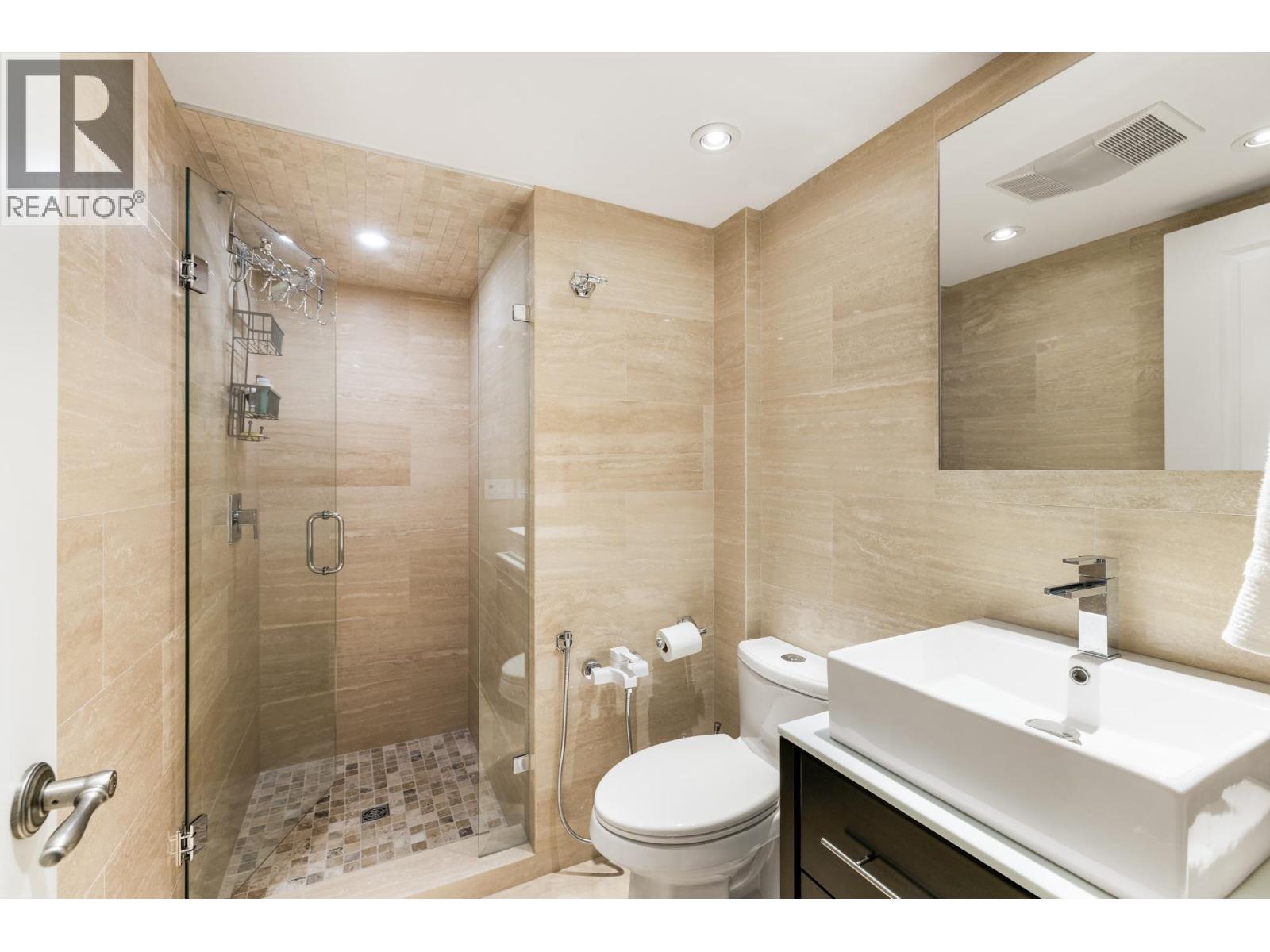 1924 Fulton Avenue Property Photo 16