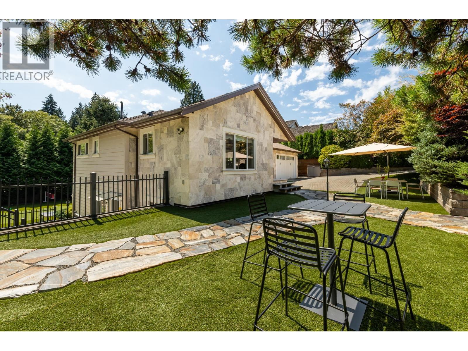 1924 Fulton Avenue Property Photo 29