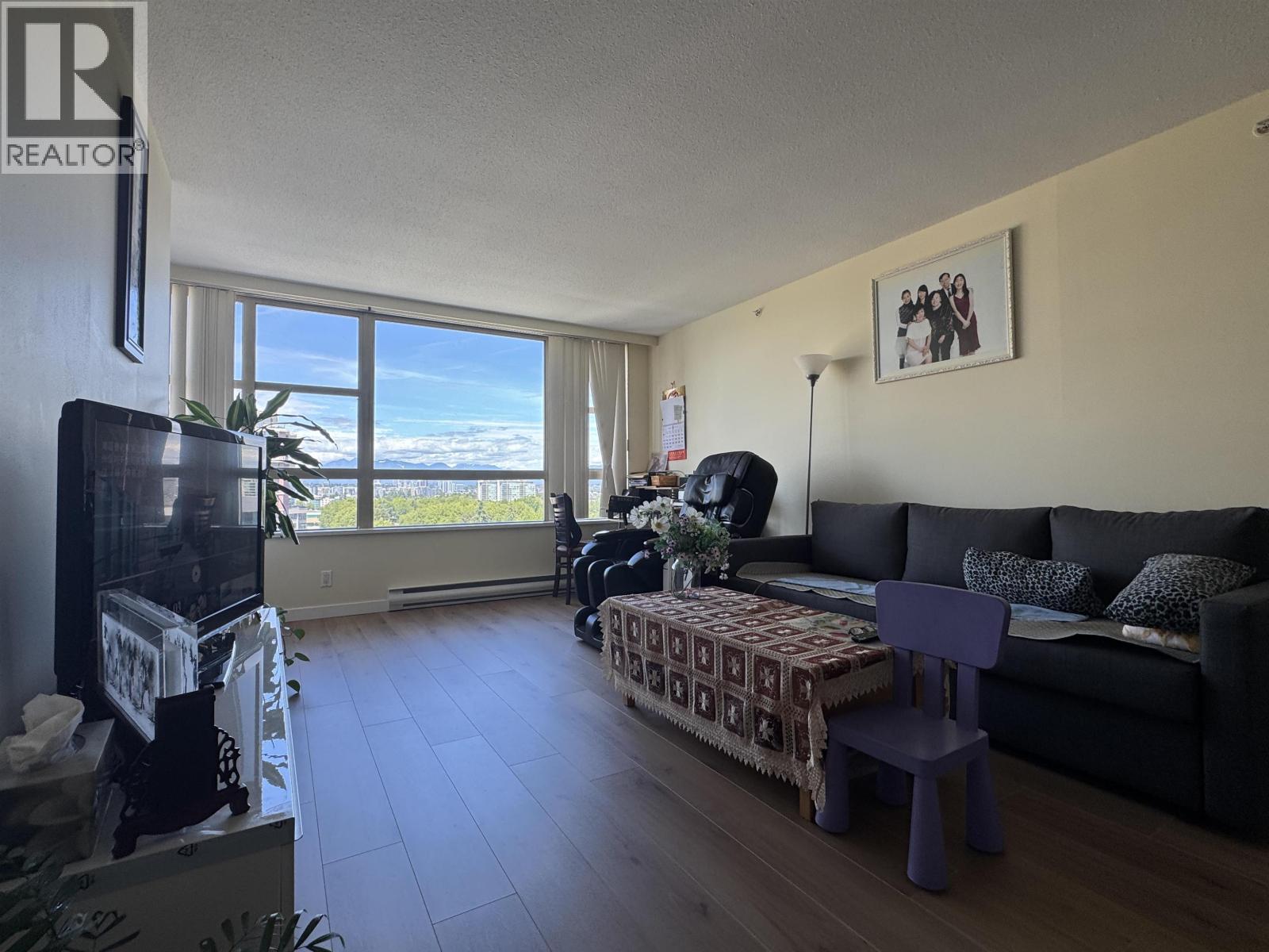 1206 6119 Cooney Road Property Photo 5