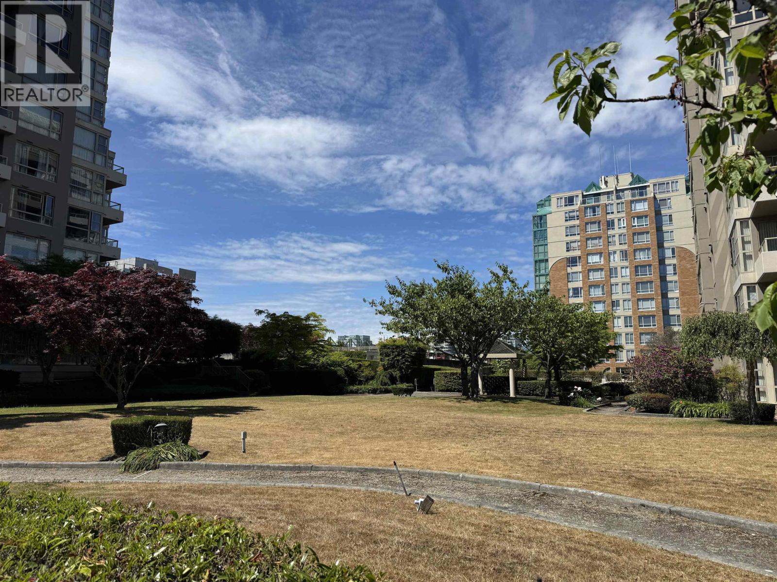 1206 6119 Cooney Road Property Photo 10