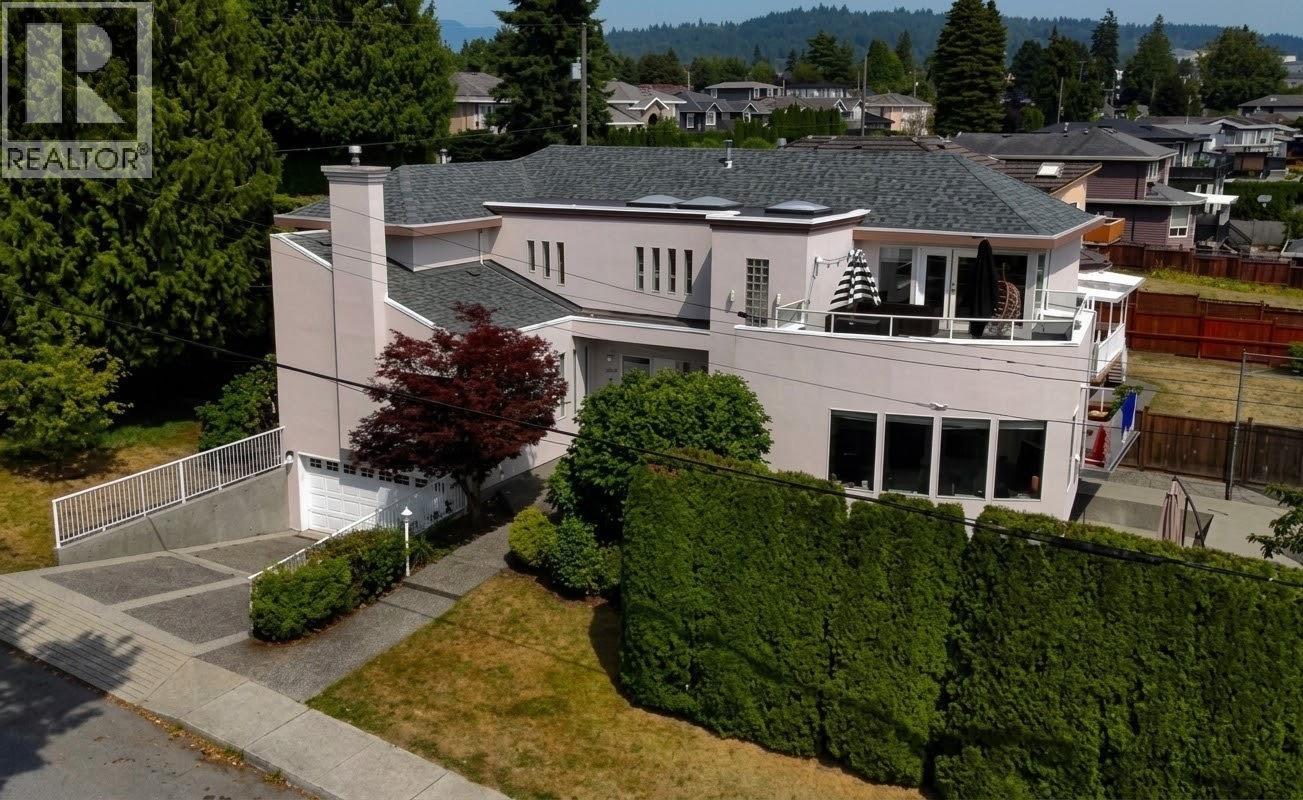1620 Fell Avenue Property Photo 1