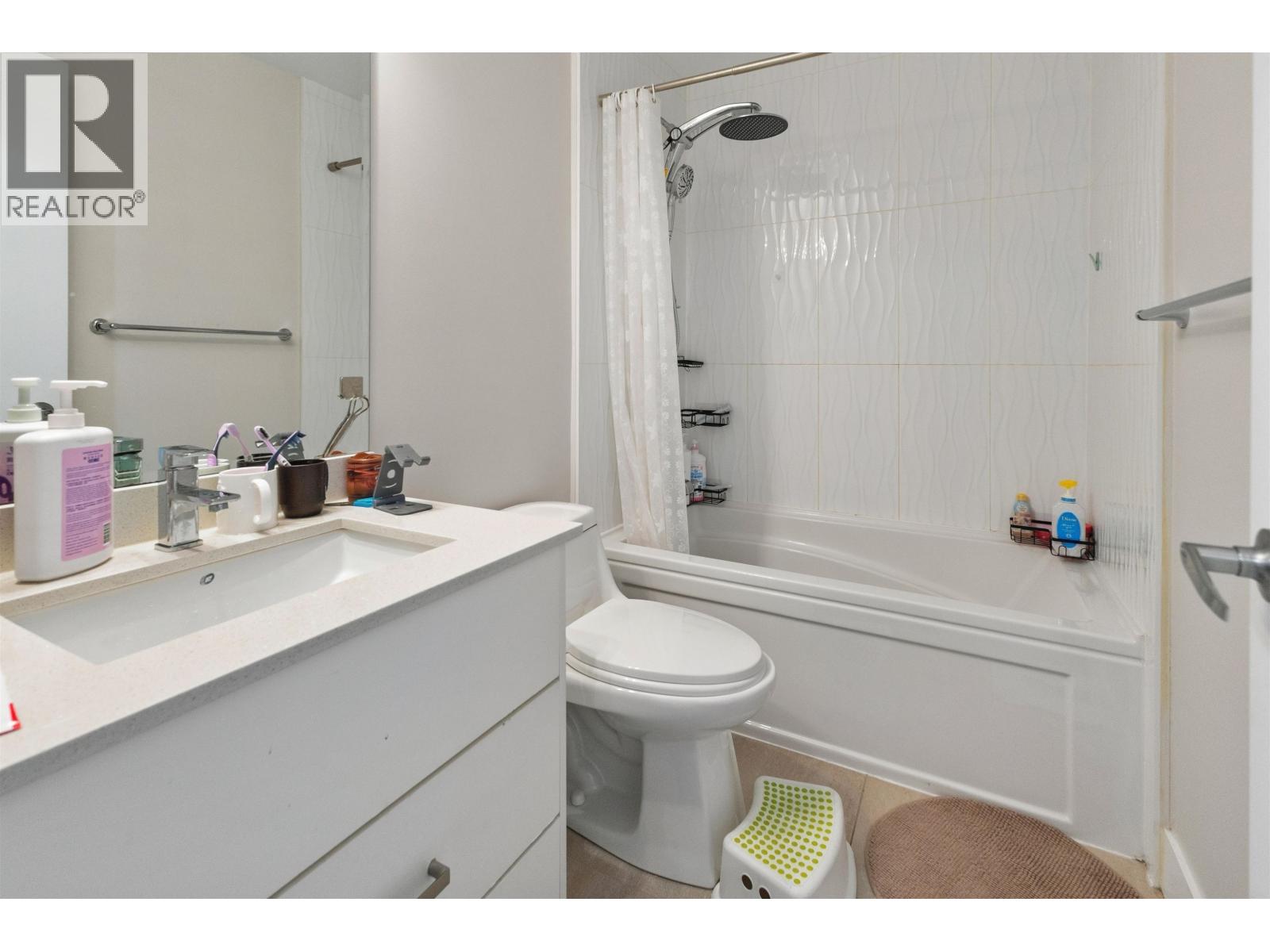 102 809 Fourth Avenue Property Photo 14
