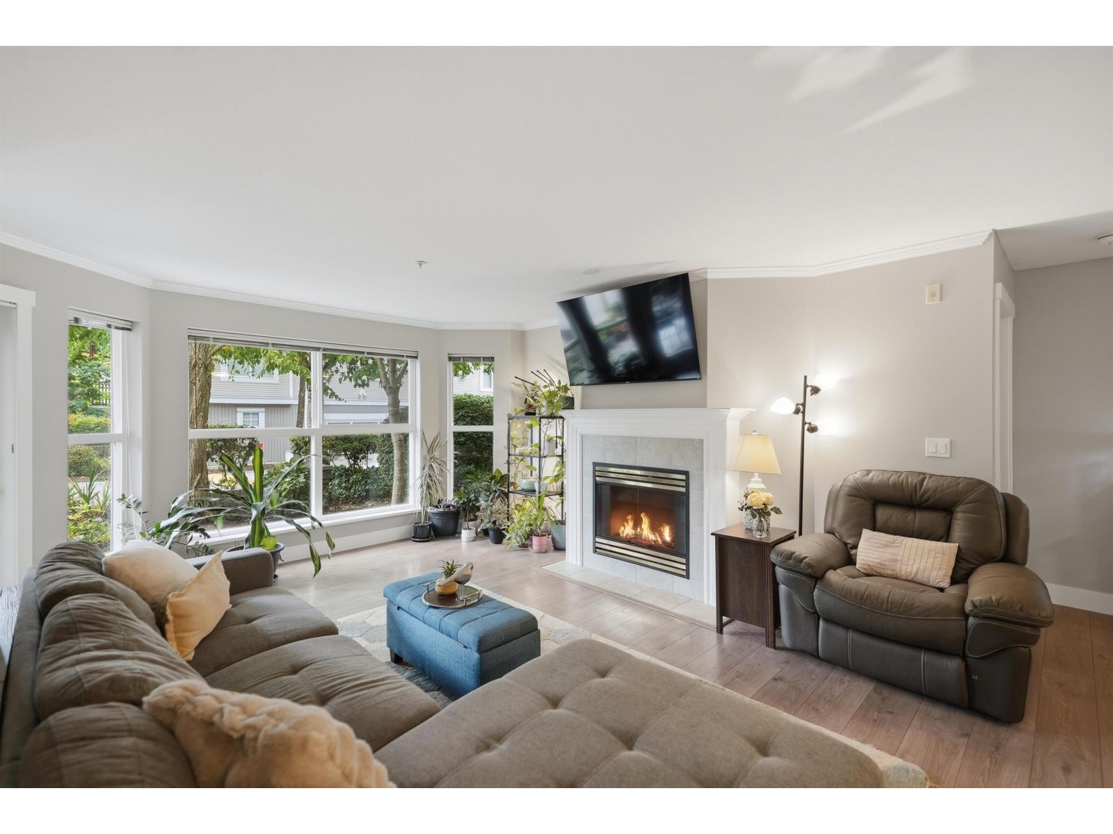 101 6557 121 STREET Property Photo 1