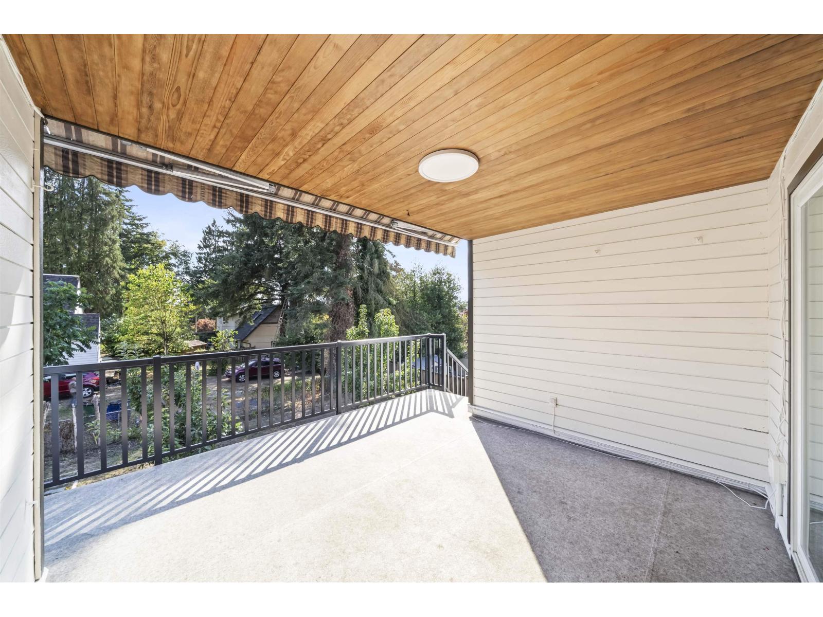 18018 60 Avenue Property Photo 25