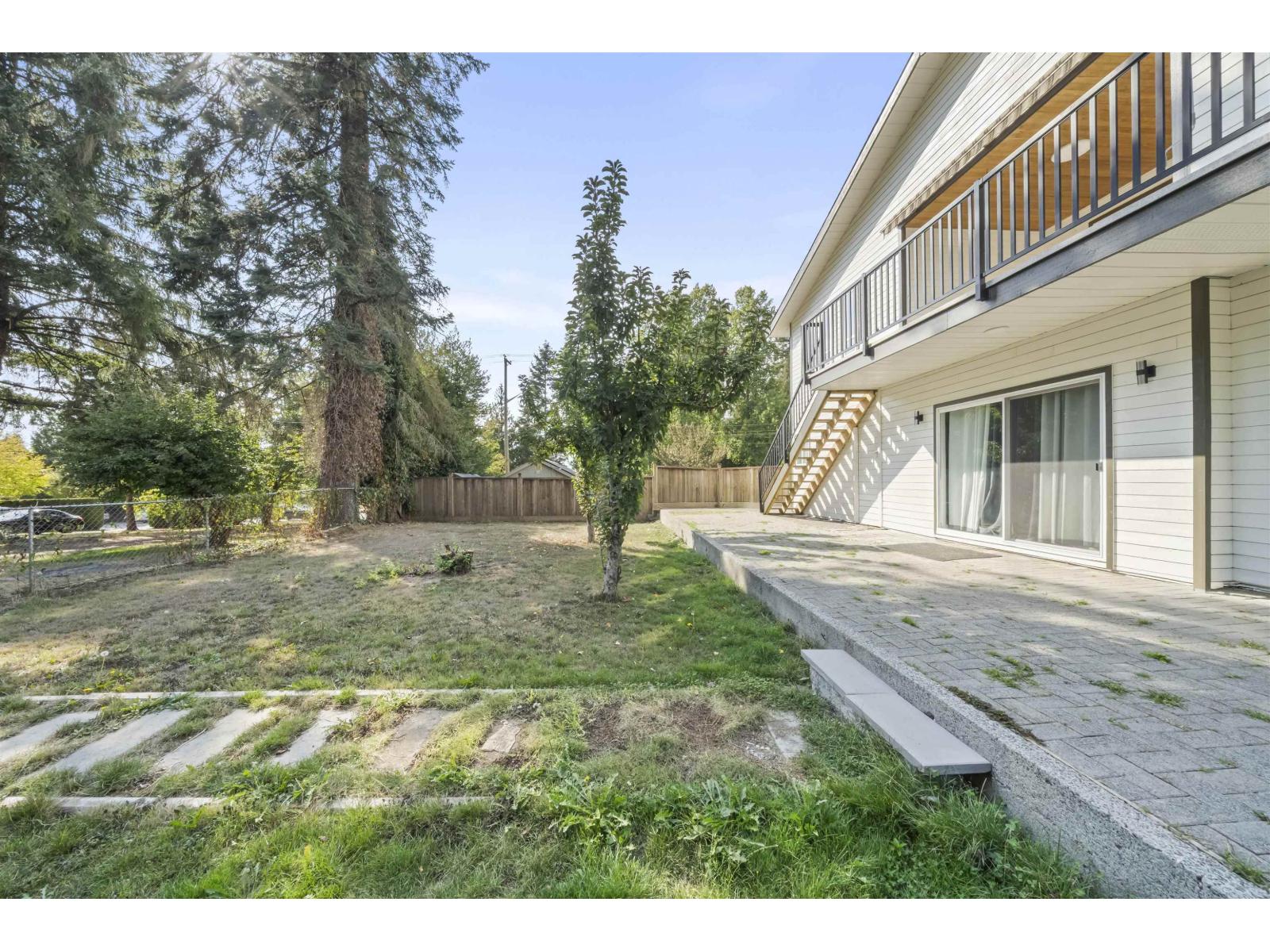 18018 60 Avenue Property Photo 29