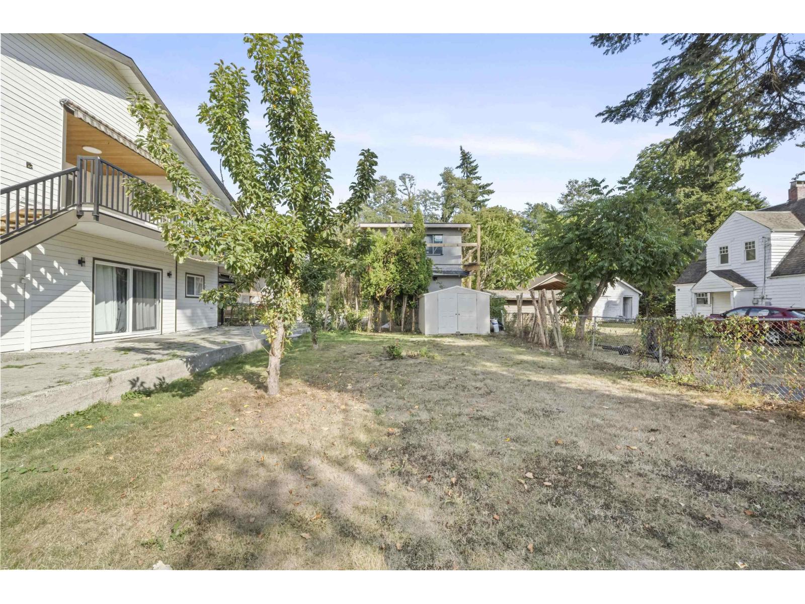 18018 60 Avenue Property Photo 31