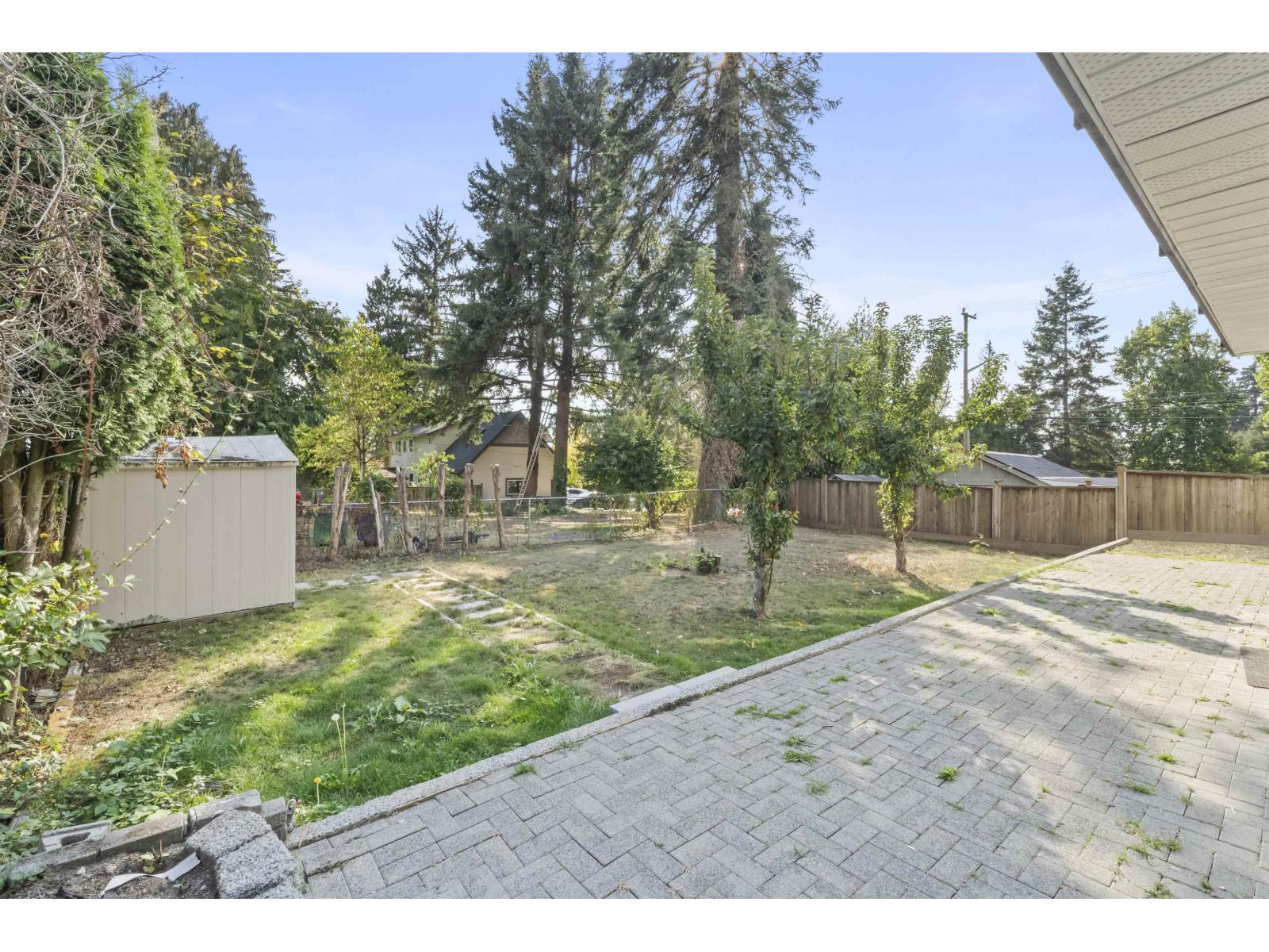 18018 60 Avenue Property Photo 32