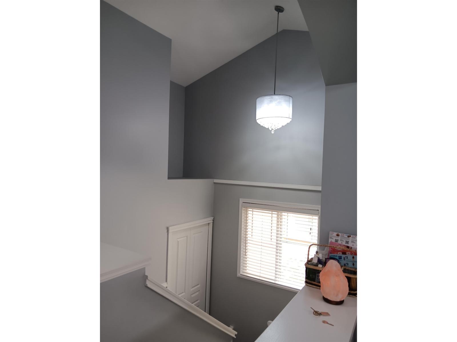 61 2588 152 Street Property Photo 11
