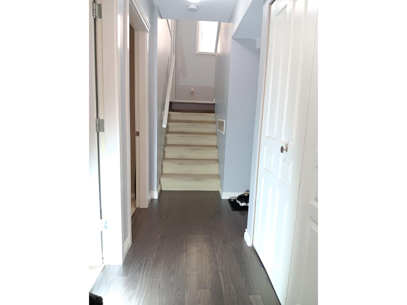 61 2588 152 Street Property Photo 18