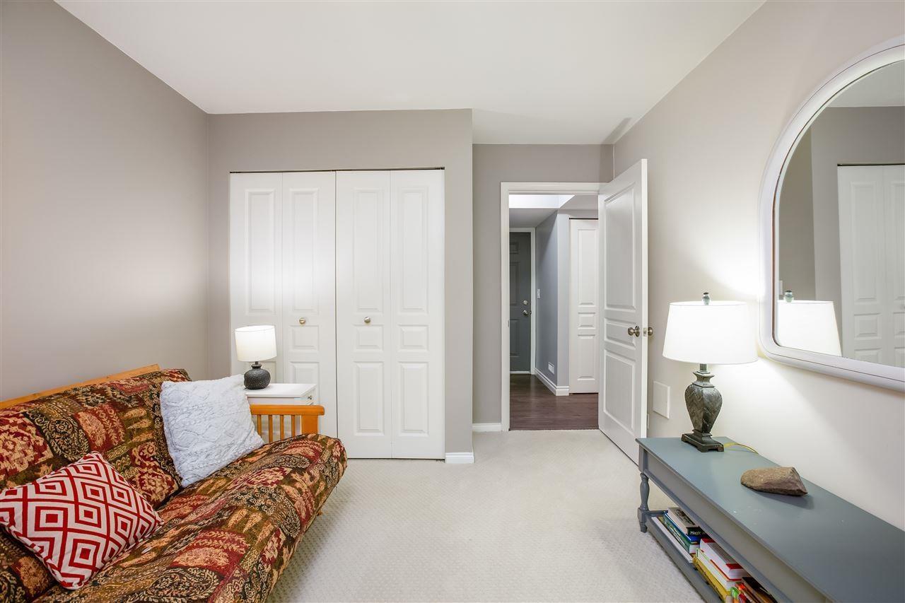 61 2588 152 Street Property Photo 22