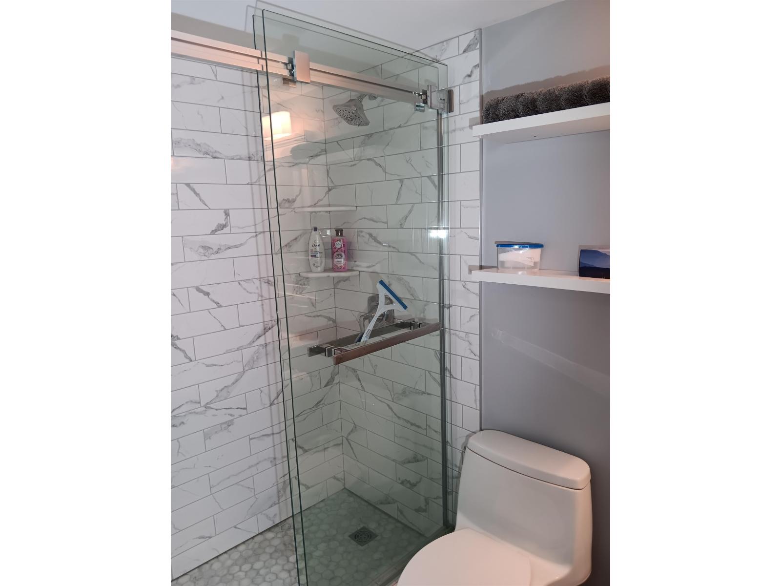 61 2588 152 Street Property Photo 25