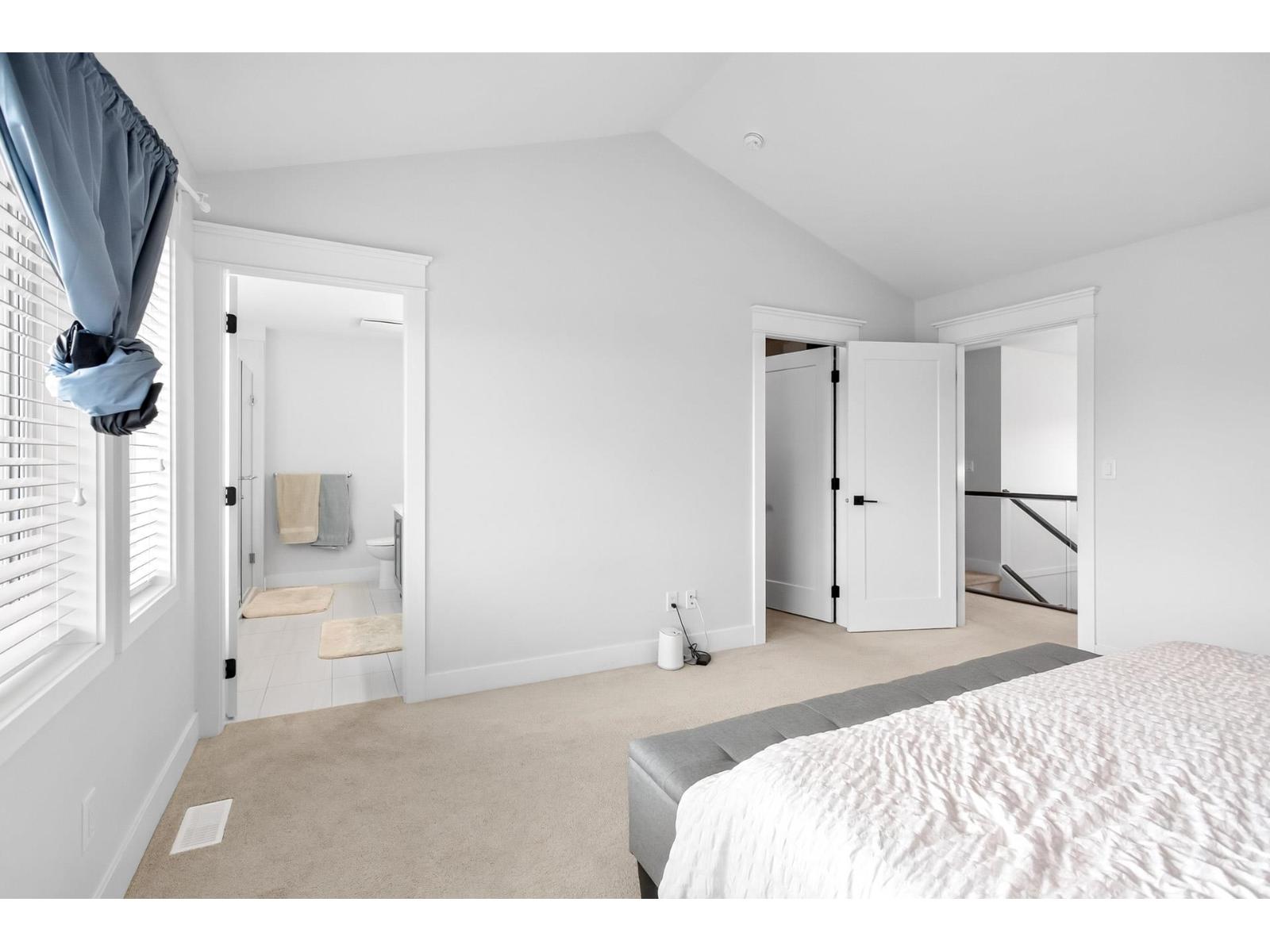 16532 20a Avenue Property Photo 19