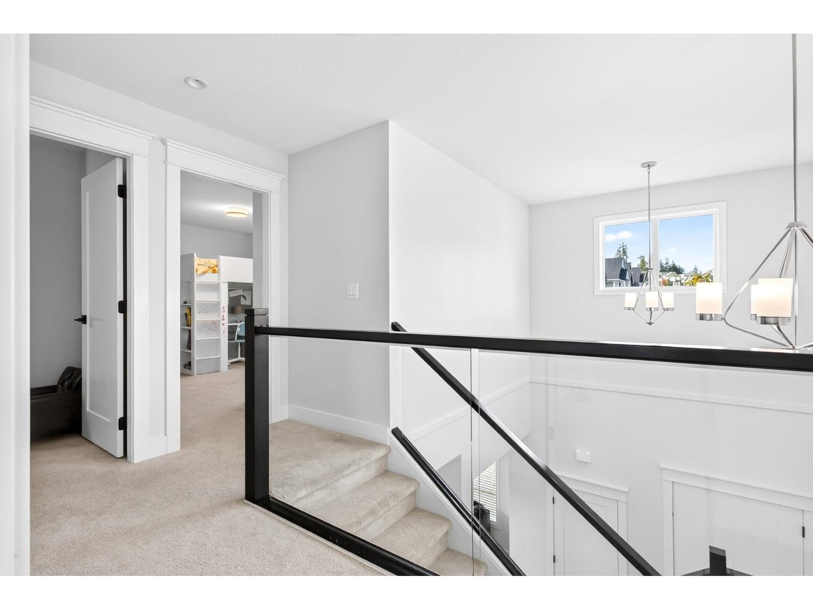 16532 20a Avenue Property Photo 30