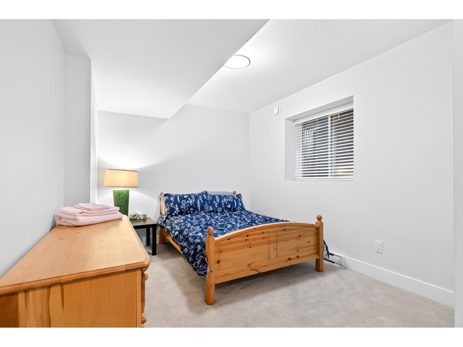 16532 20a Avenue Property Photo 36