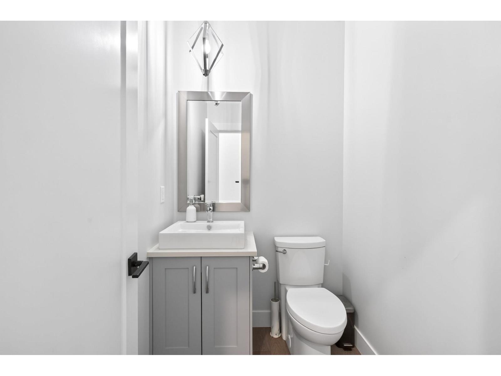 16532 20a Avenue Property Photo 38