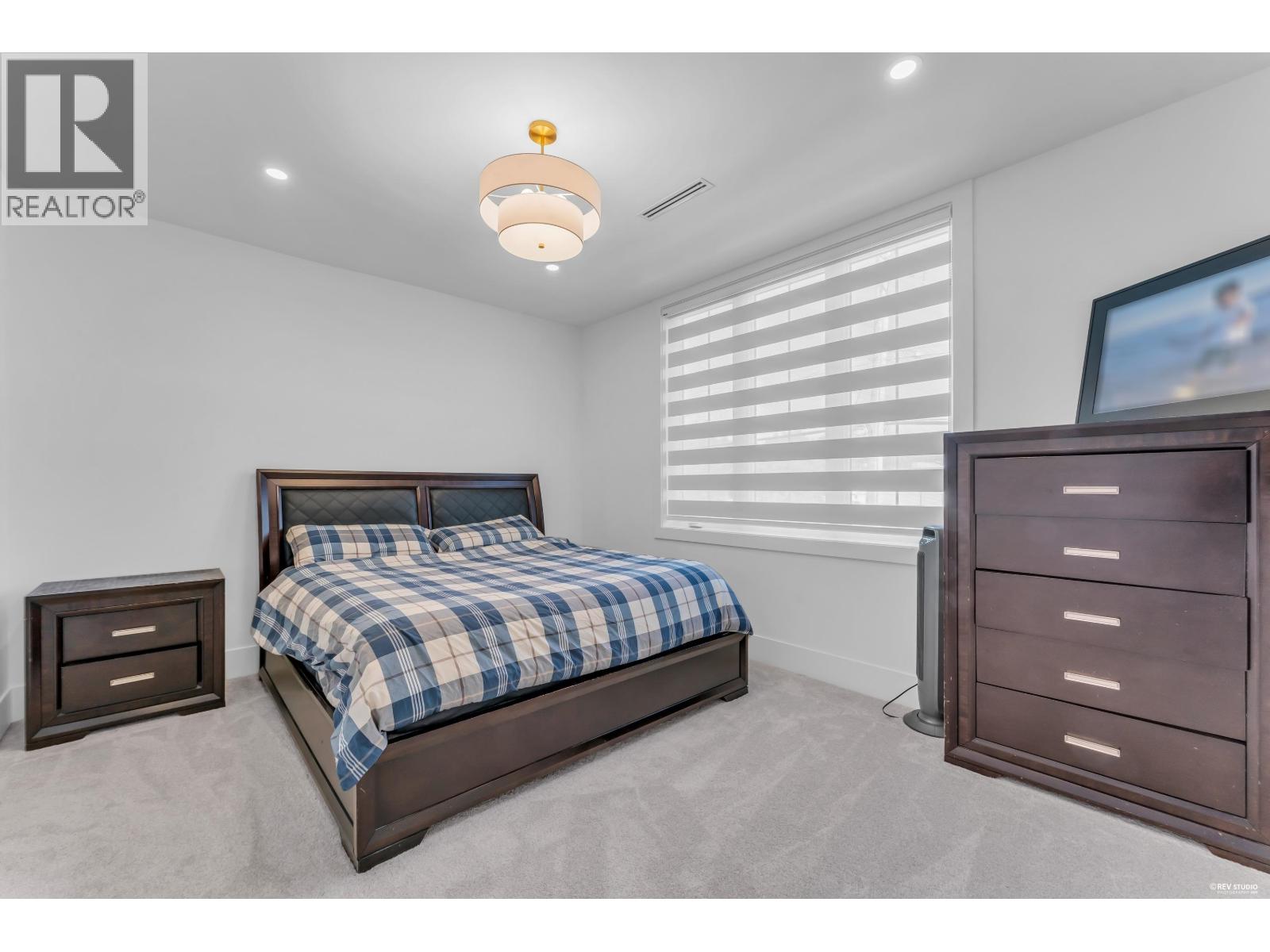 5038 12 Avenue Property Photo 21