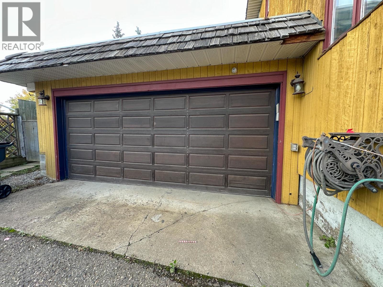 2550 Laurier Crescent Property Photo 36