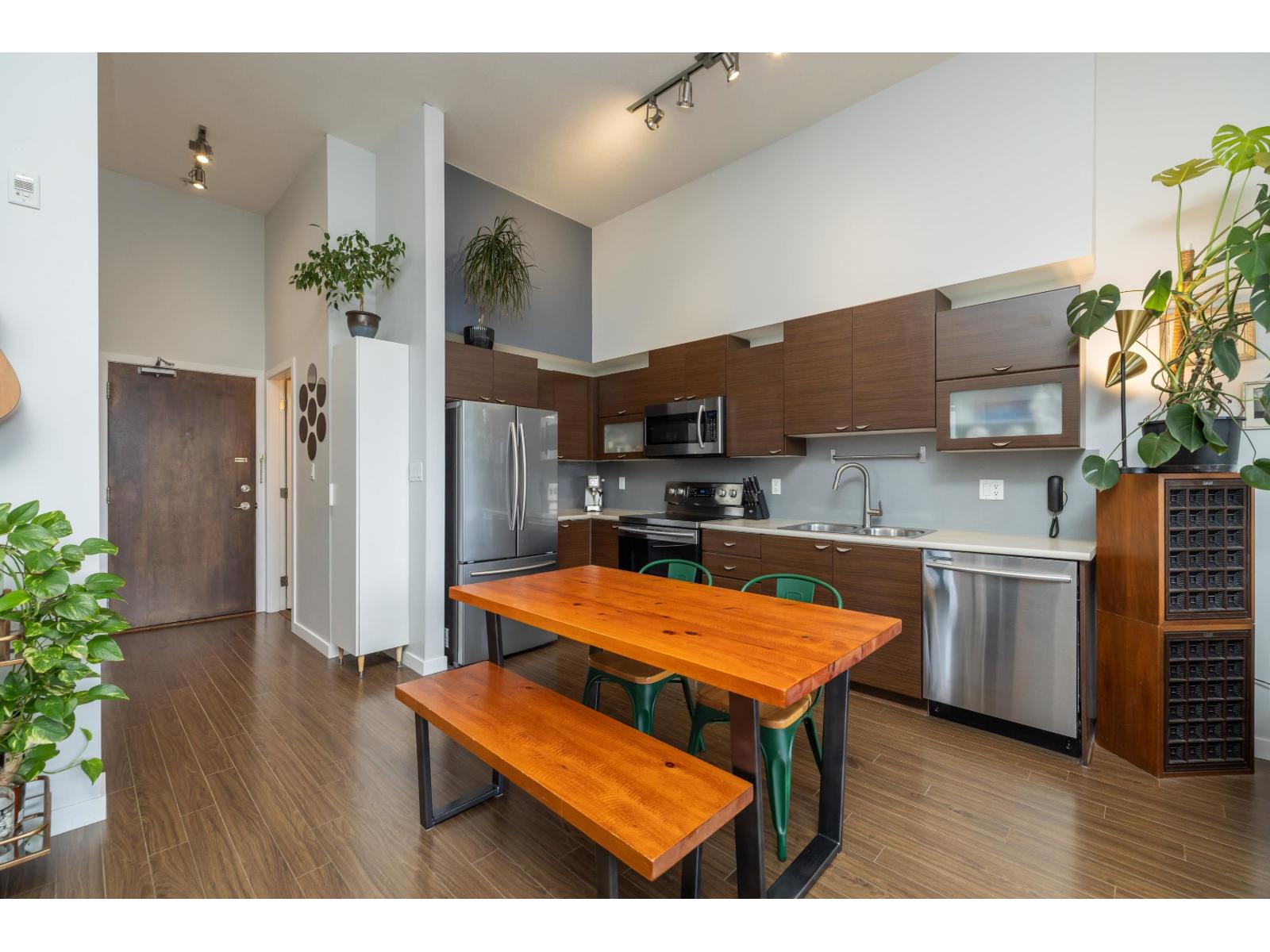 408 10788 139 Street Property Photo 6
