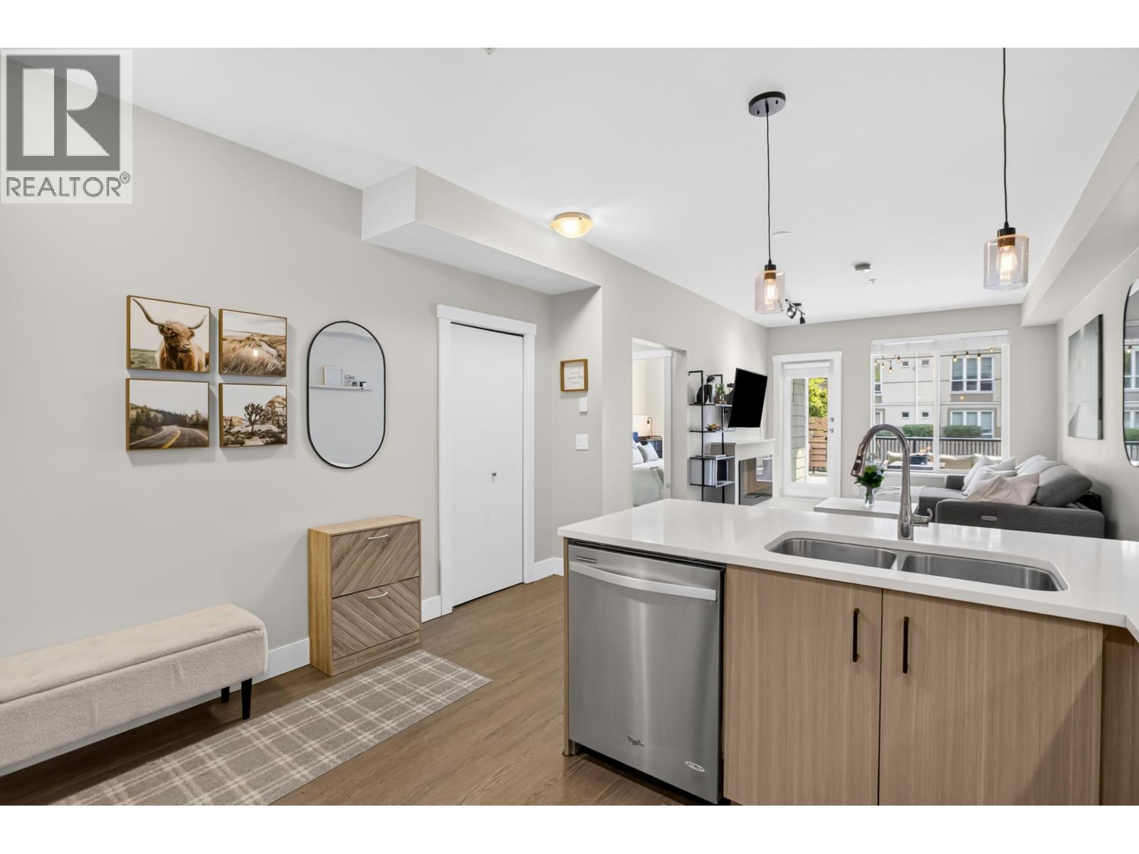 106 2460 Kelly Avenue Property Photo 15