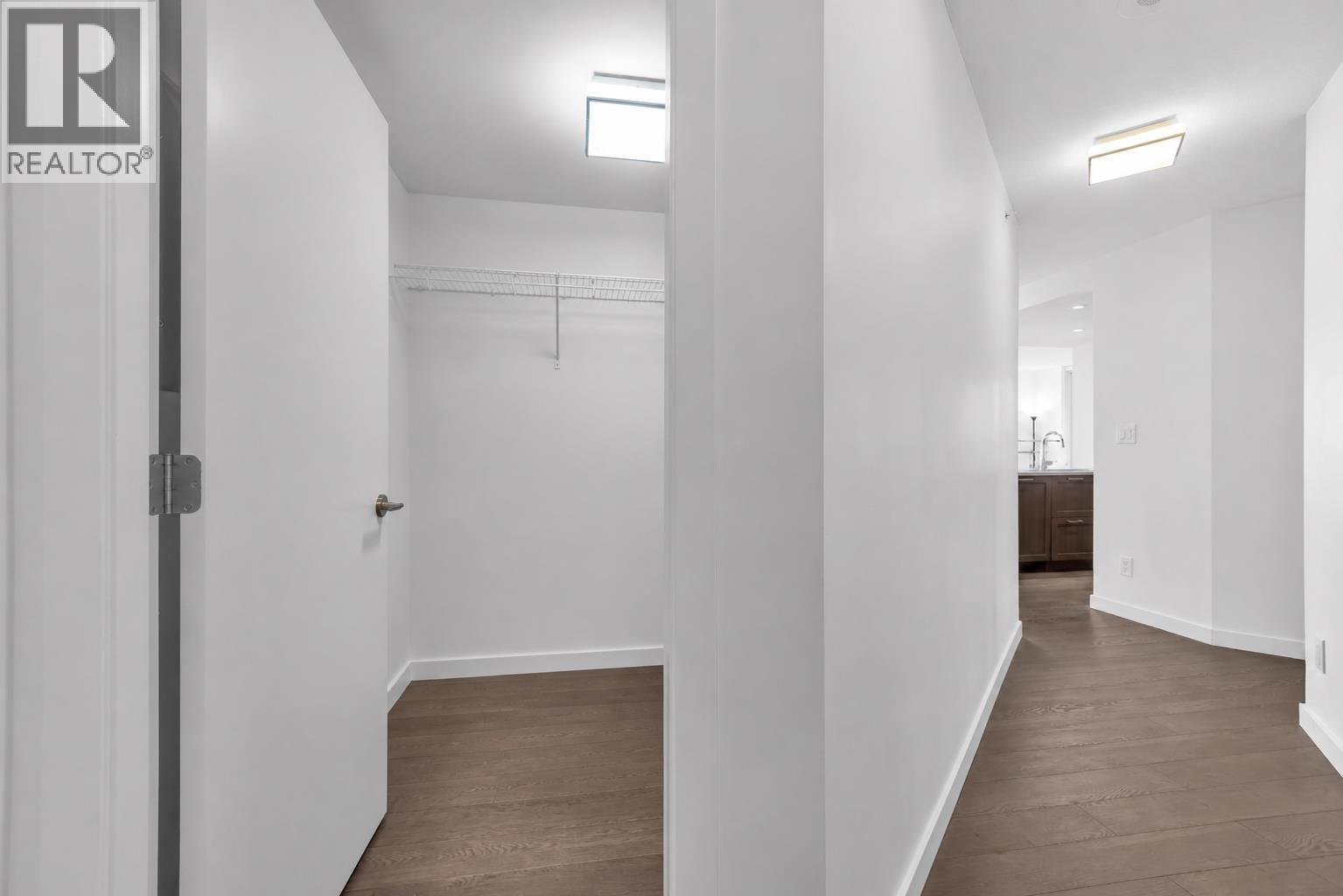 805 5470 Ormidale Street Property Photo 19