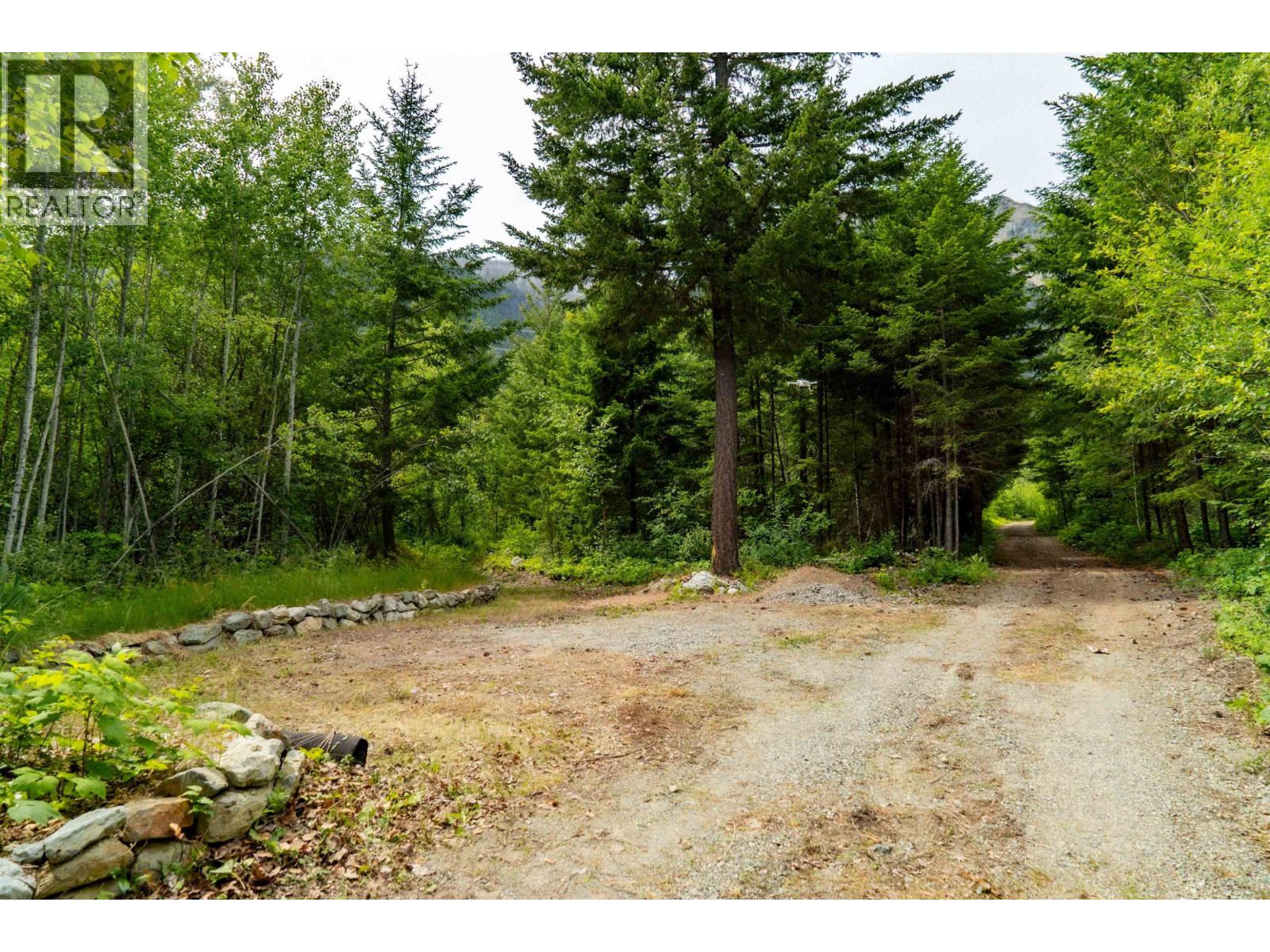 Dl3238 Highline Road Property Photo 11