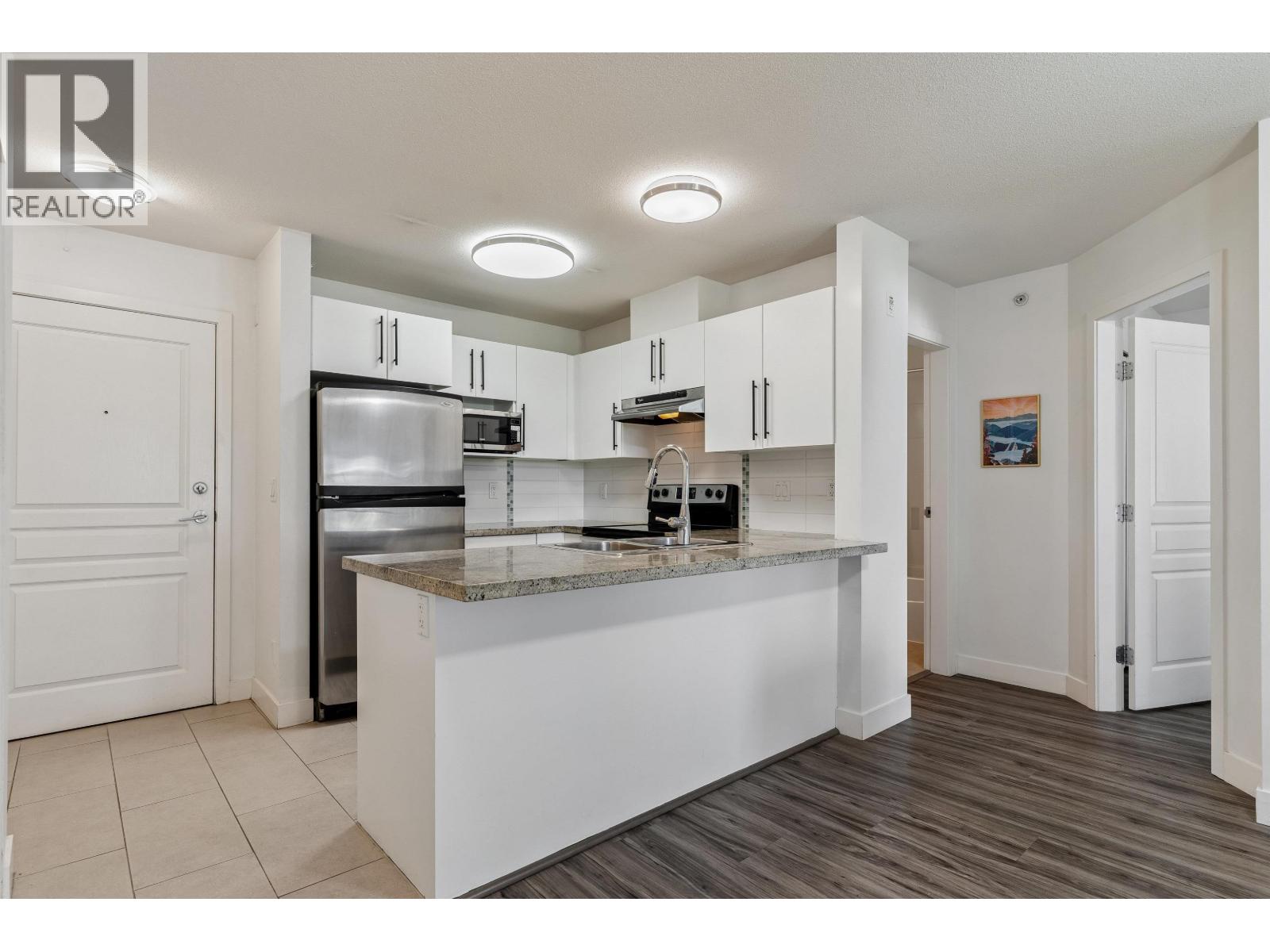 408 2088 Beta Avenue Property Photo 7
