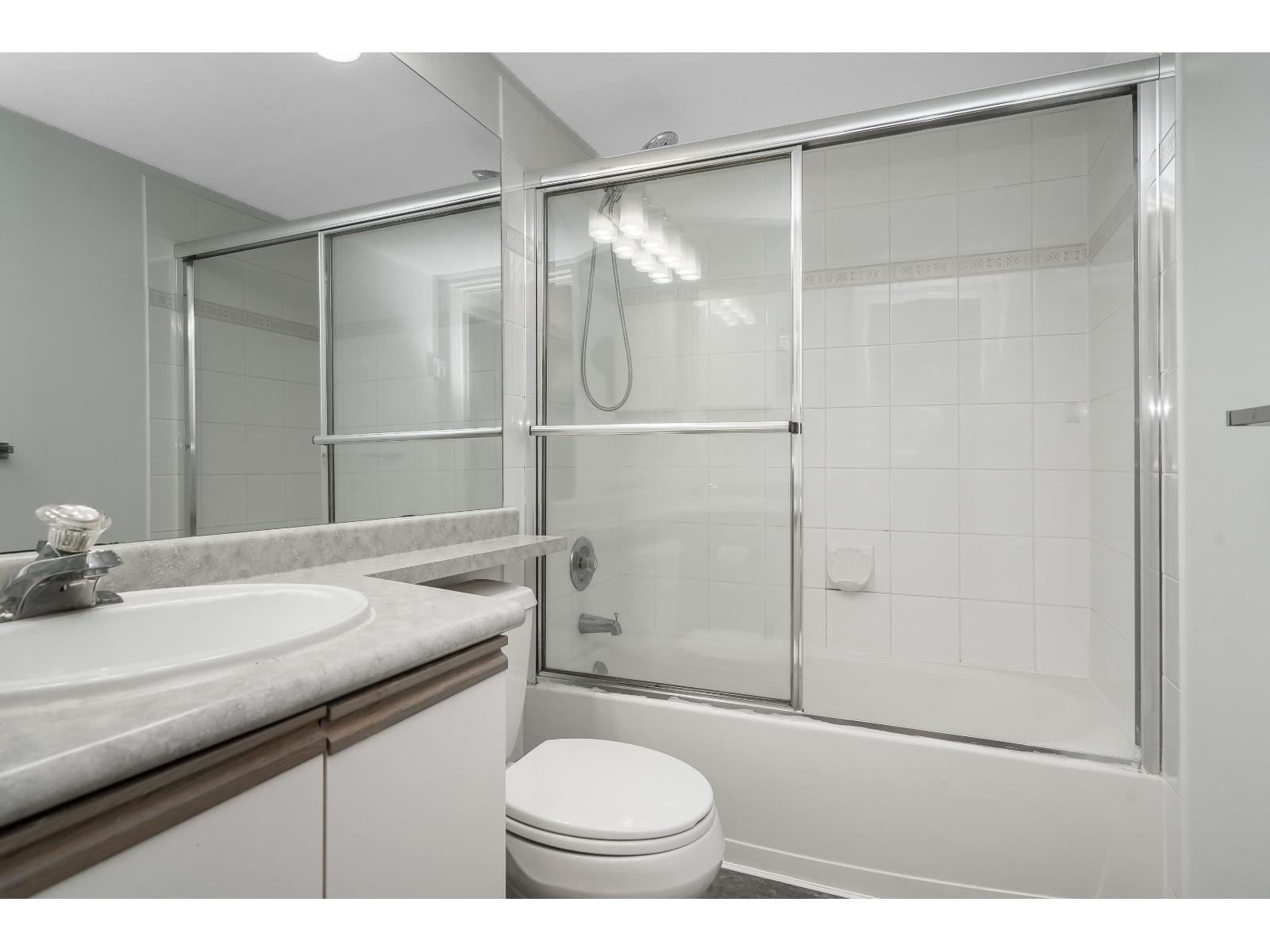 203 2855 152 Street Property Photo 18