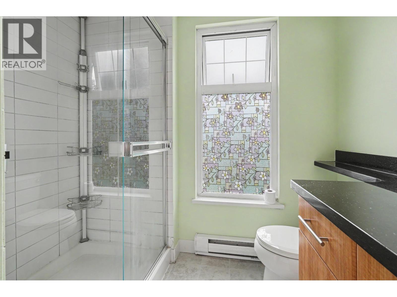 309 3260 St Johns Street Property Photo 5