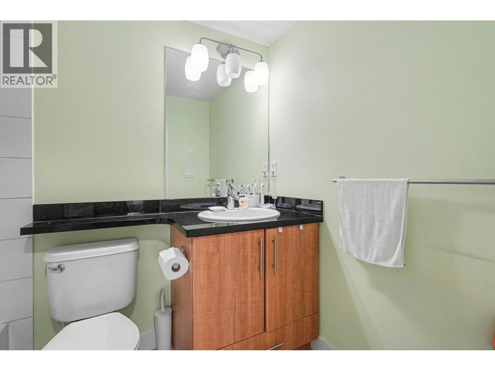 309 3260 St Johns Street Property Photo 20