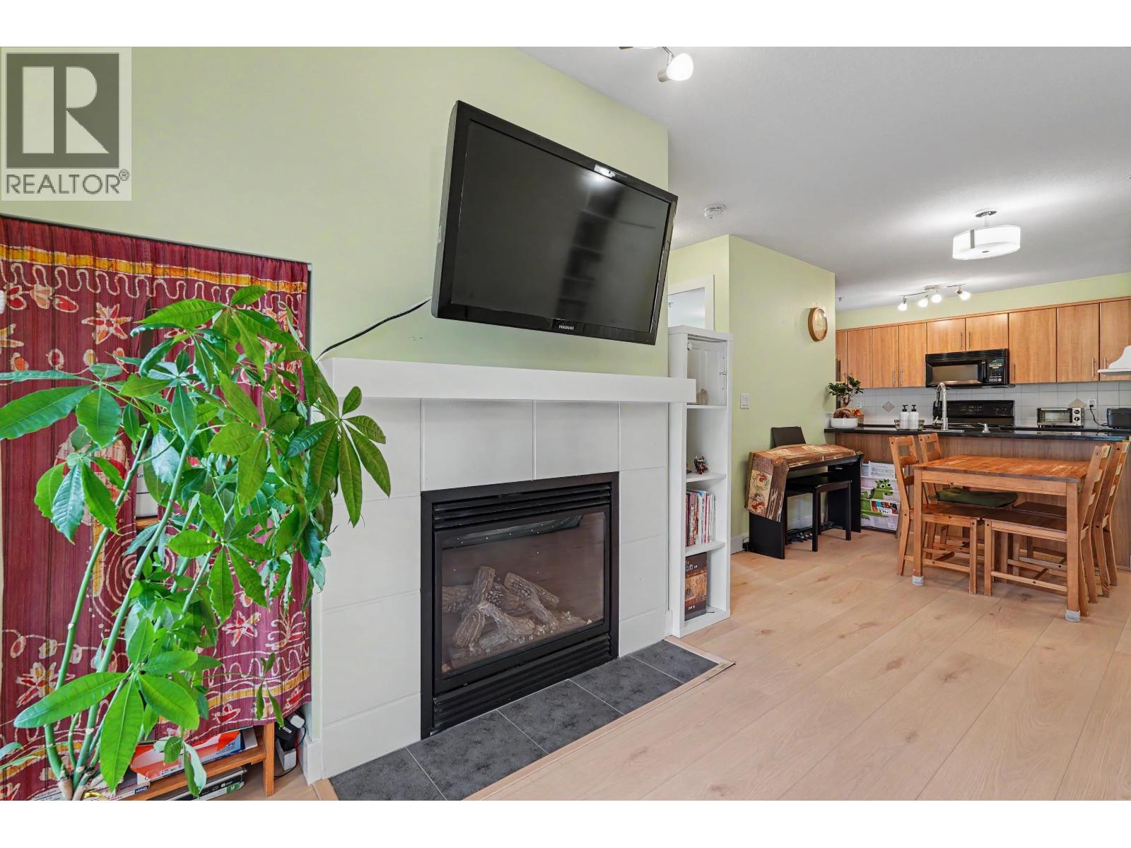 309 3260 St Johns Street Property Photo 24