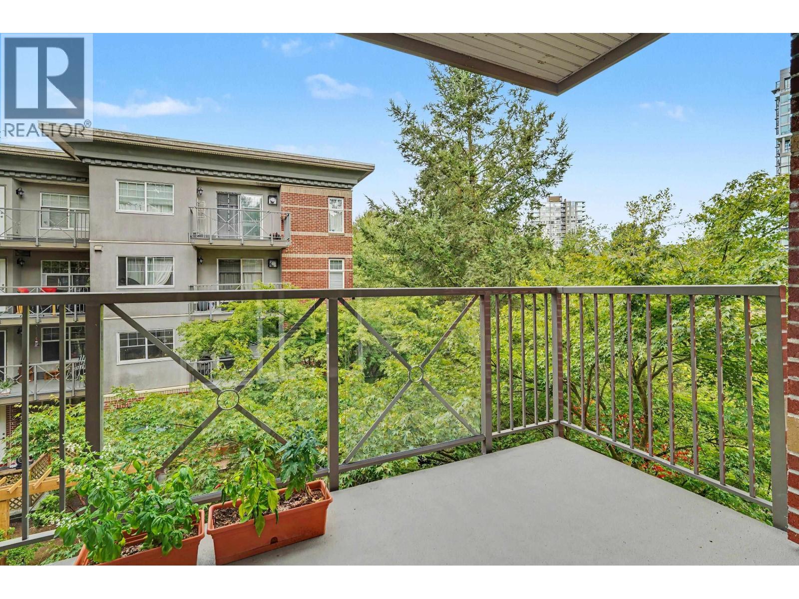 309 3260 St Johns Street Property Photo 25