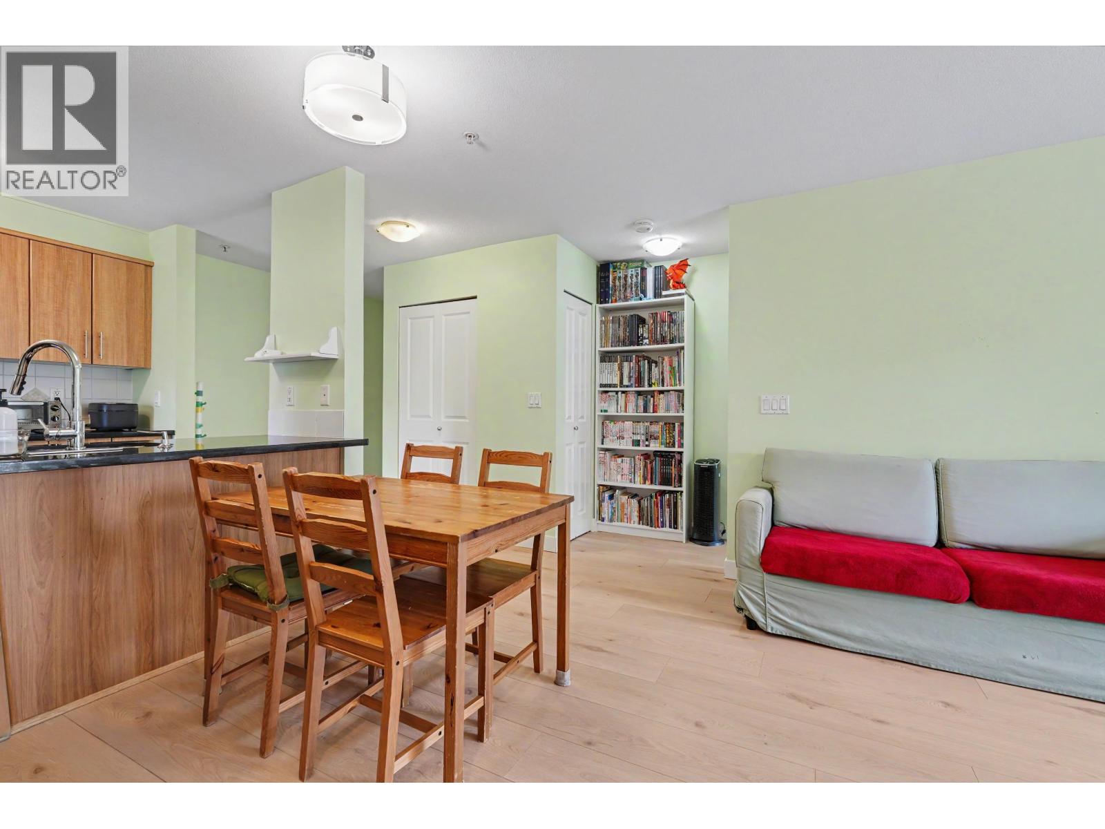 309 3260 St Johns Street Property Photo 29